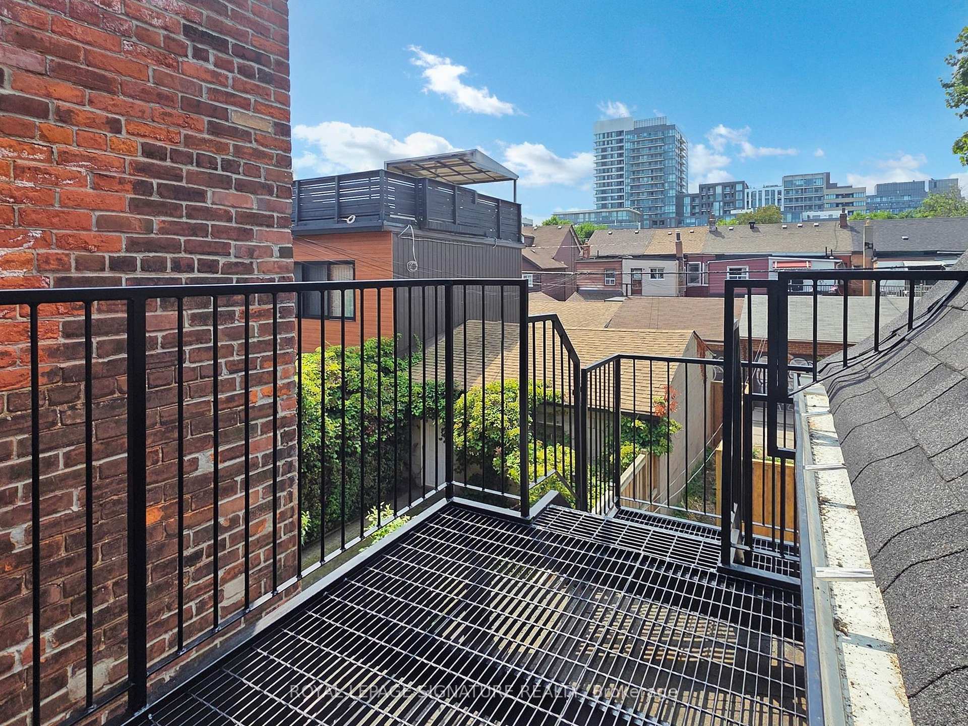 Photo 19 of Unit 2, 28 Beaconsfield Avenue, Toronto, Little Portugal — HOMEH