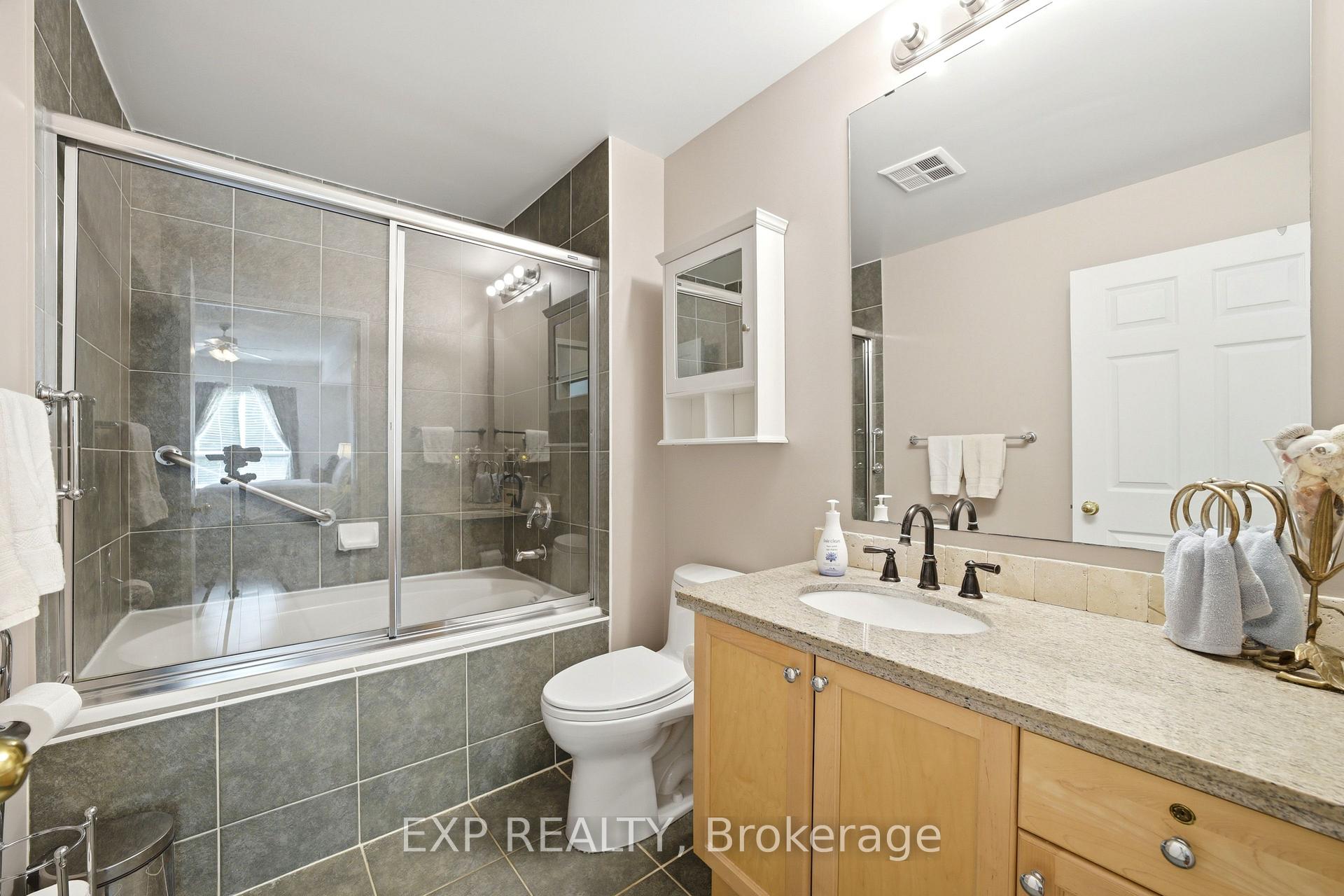Photo 20 of Unit 206, 2085 Amherst Heights Drive, Burlington, Brant Hills — HOMEH