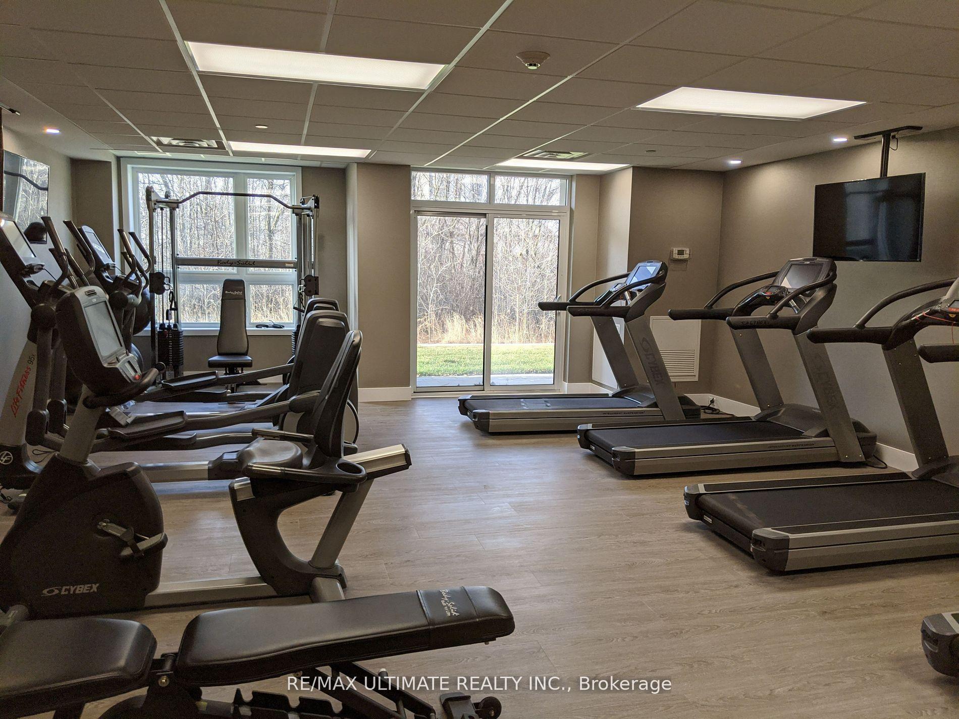 Photo 14 of Unit 535, 125 Shoreview Place, Hamilton, Stoney Creek — HOMEH