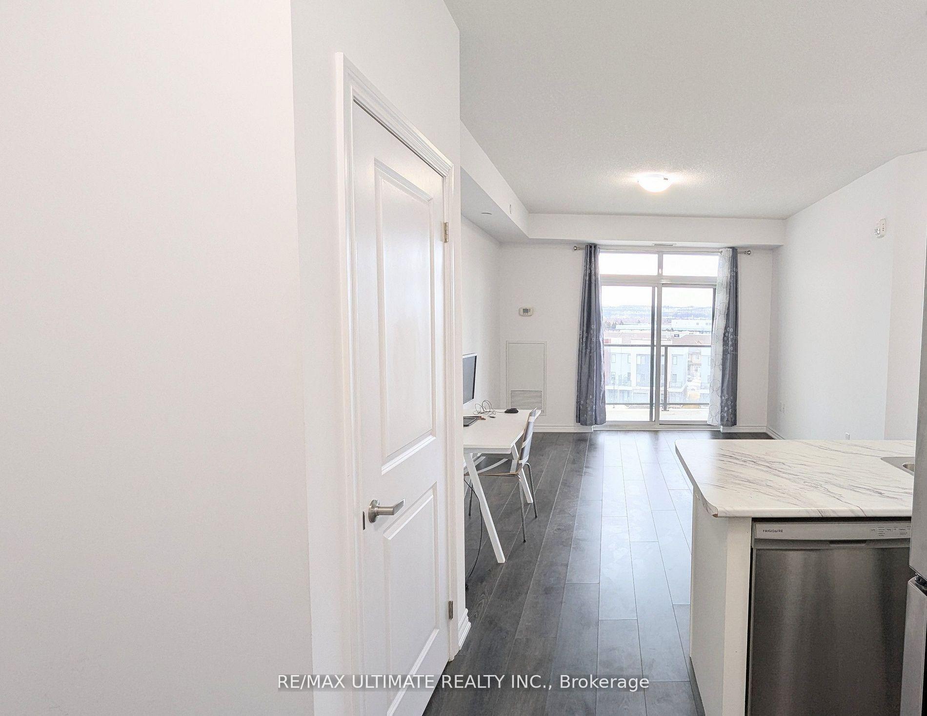 Photo 4 of Unit 535, 125 Shoreview Place, Hamilton, Stoney Creek — HOMEH