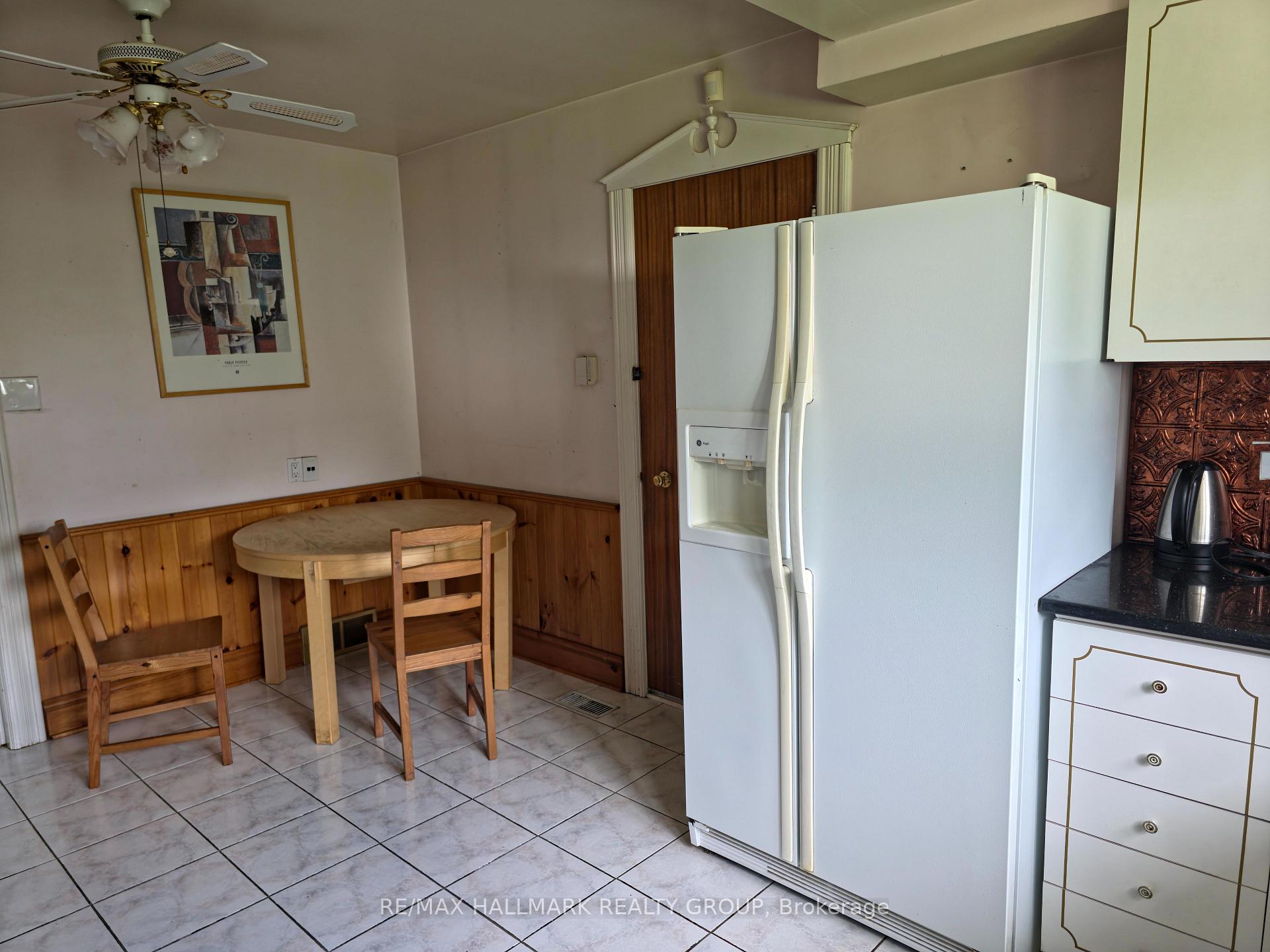 Photo 7 of 3288 Clearwater Crescent, Ottawa, South Keys — HOMEH