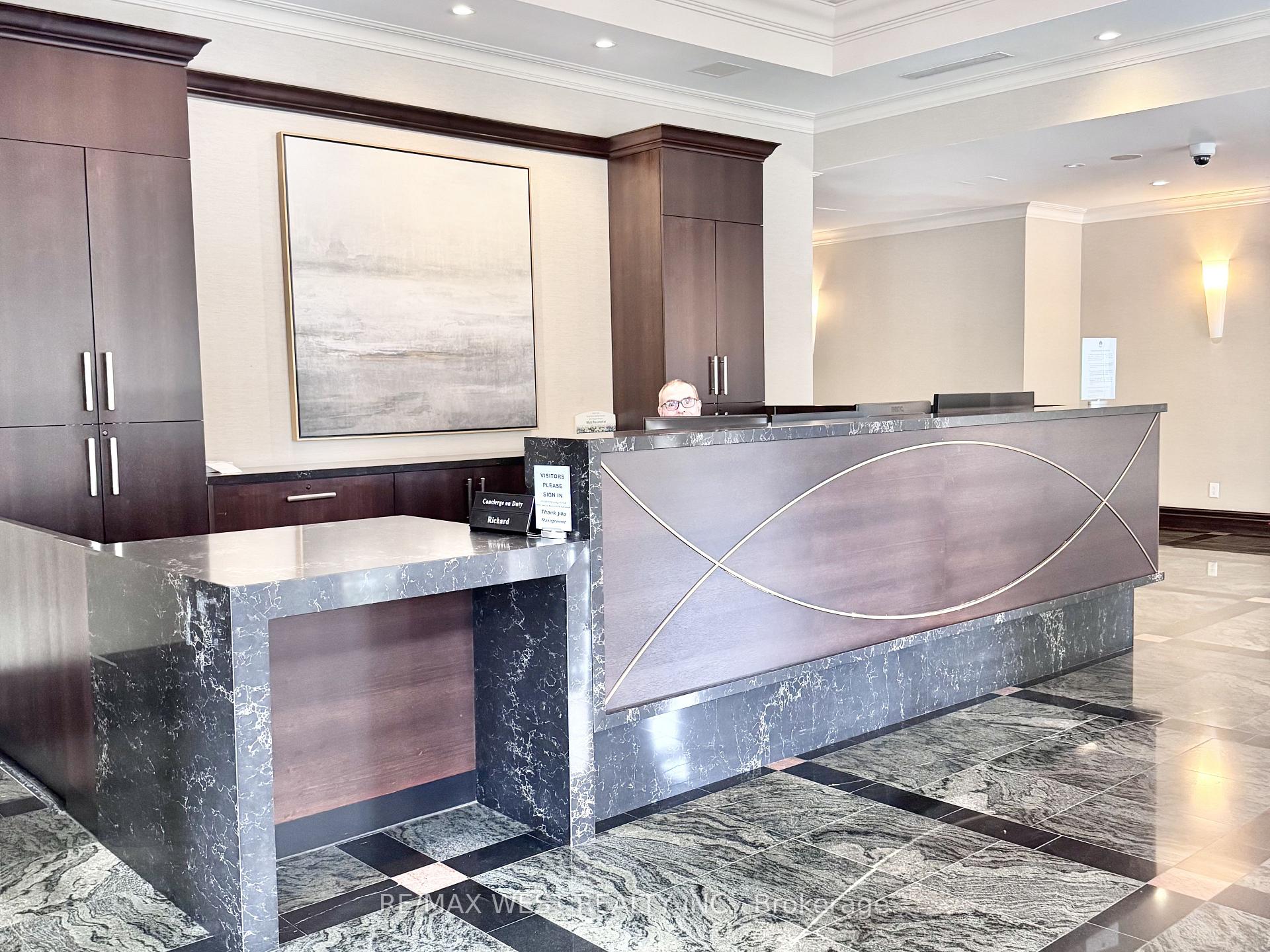 Photo 3 of Unit 511, 28 Empress Avenue, North York, Willowdale East — HOMEH