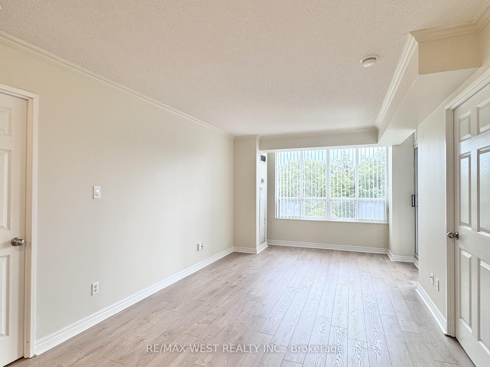 Photo 20 of Unit 511, 28 Empress Avenue, North York, Willowdale East — HOMEH