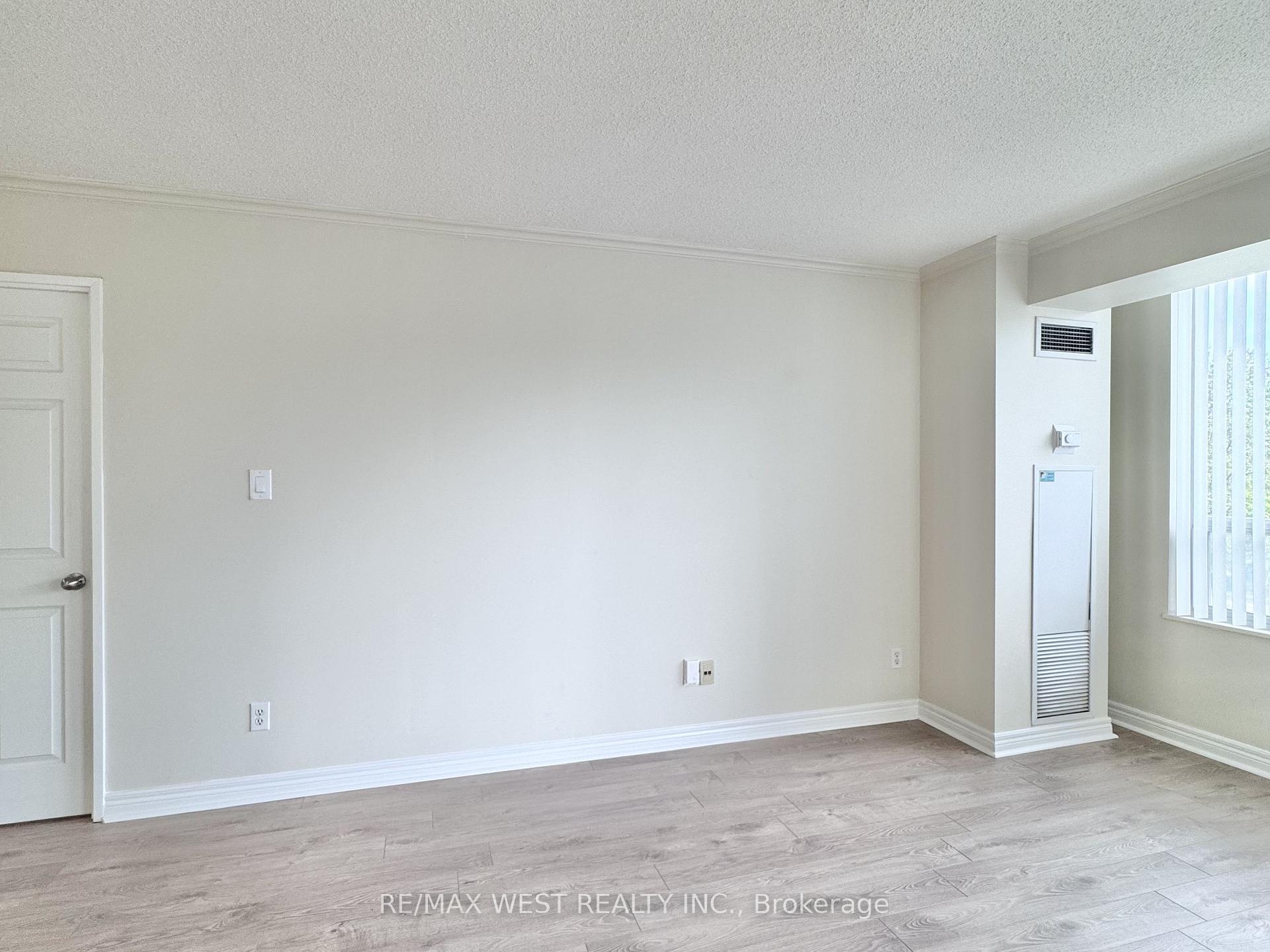 Photo 28 of Unit 511, 28 Empress Avenue, North York, Willowdale East — HOMEH