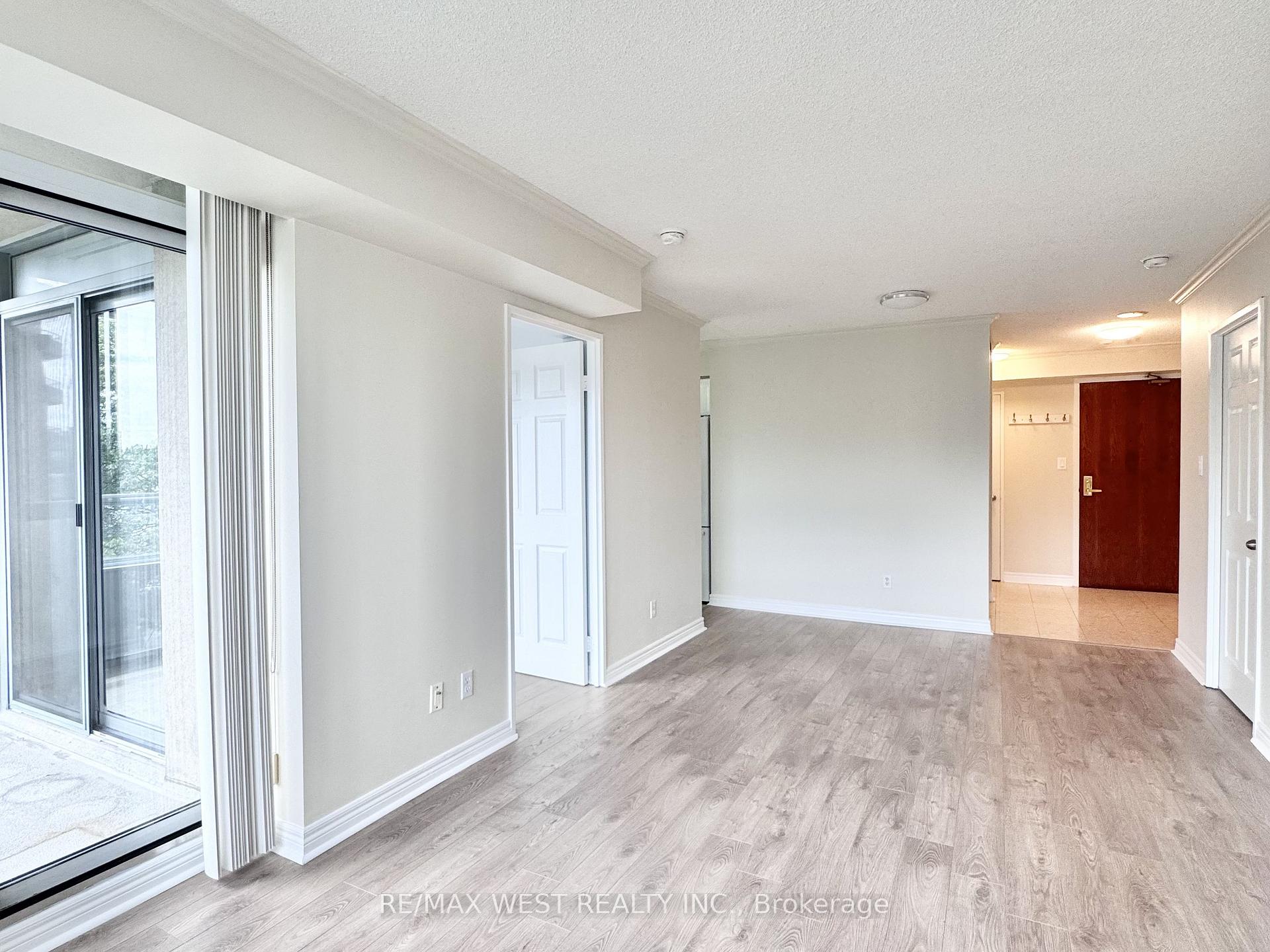 Photo 39 of Unit 511, 28 Empress Avenue, North York, Willowdale East — HOMEH