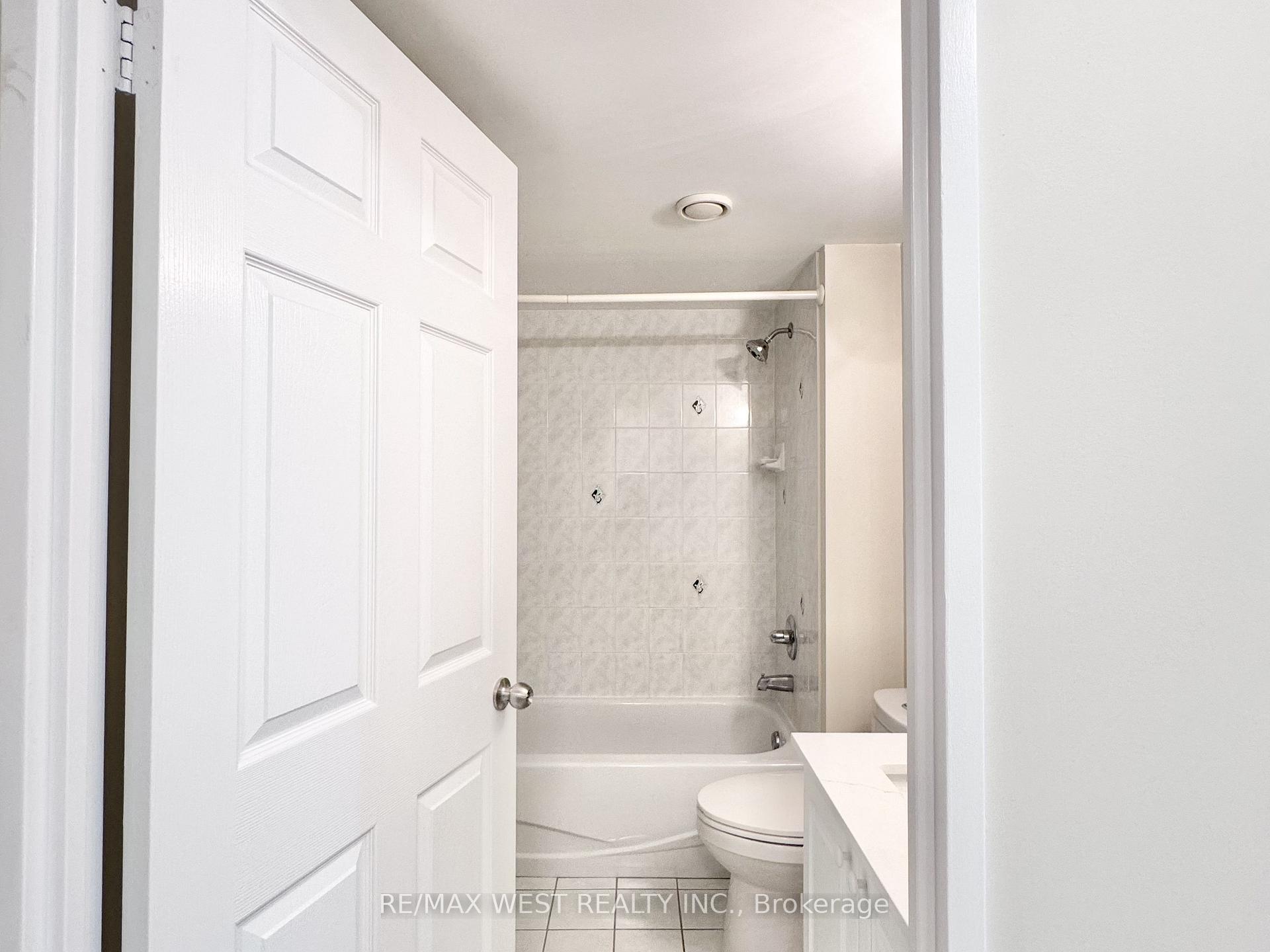 Photo 41 of Unit 511, 28 Empress Avenue, North York, Willowdale East — HOMEH