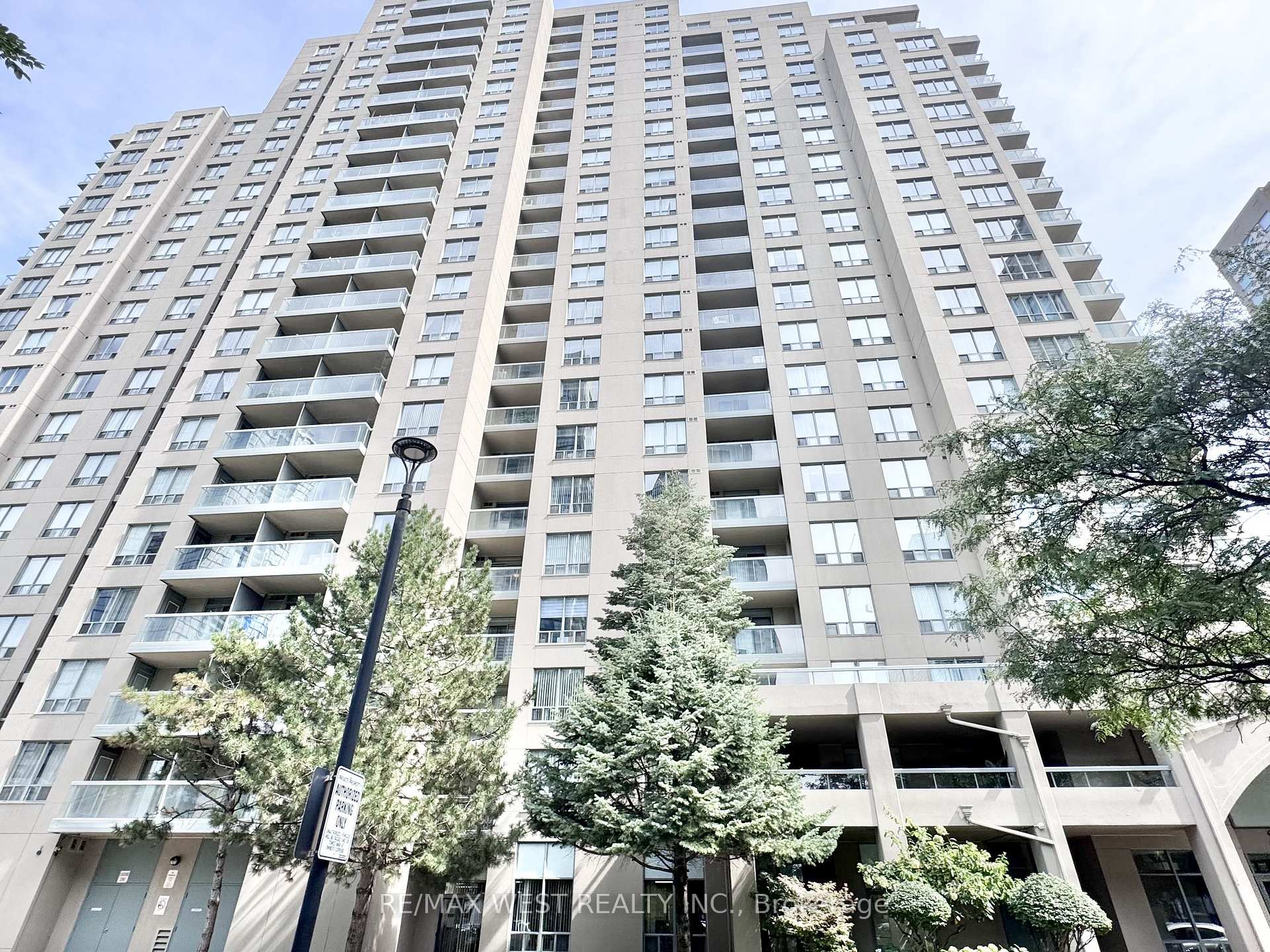 Photo 44 of Unit 511, 28 Empress Avenue, North York, Willowdale East — HOMEH