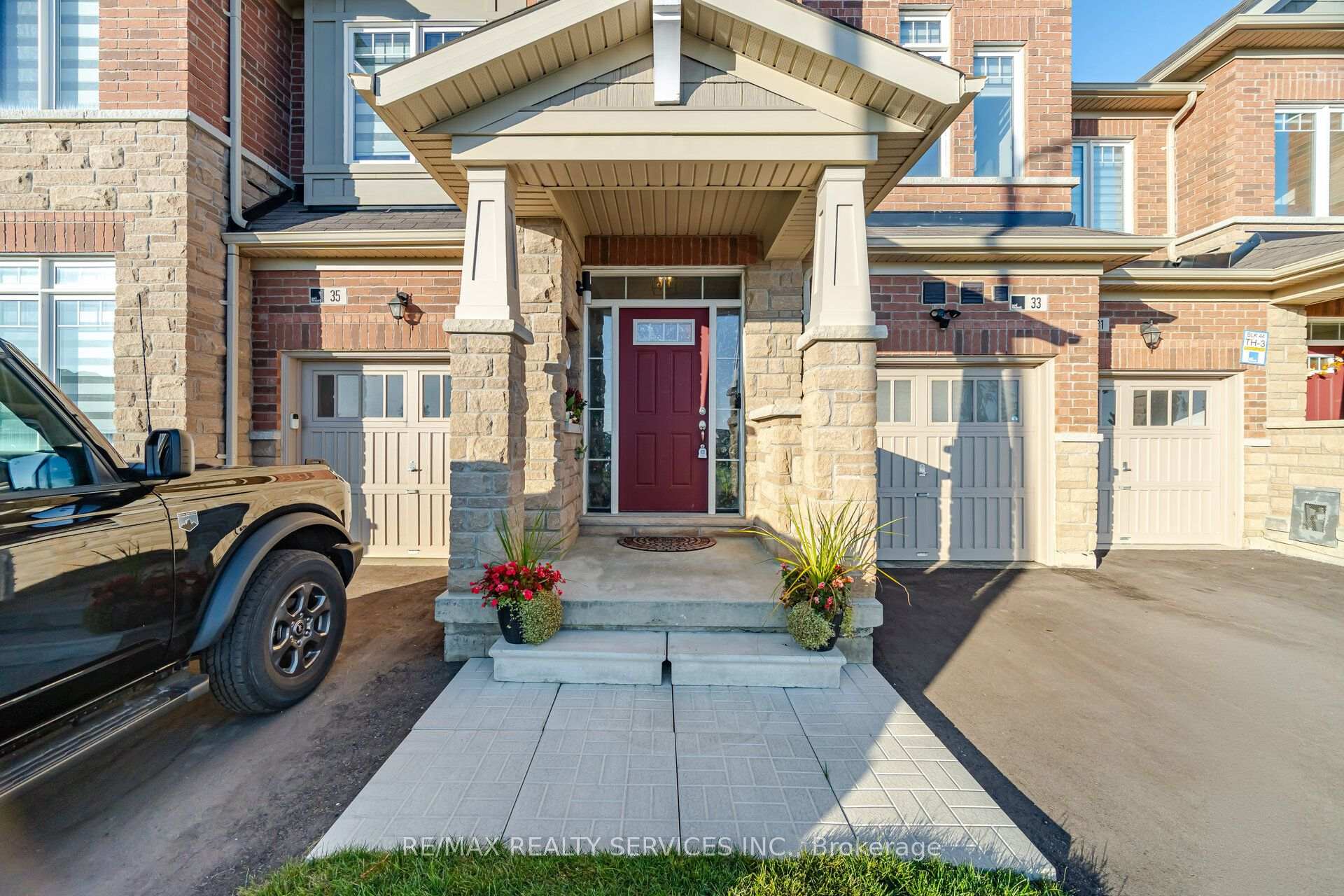 Photo 9 of 33 Sparrowbrook Street, Caledon, Rural Caledon — HOMEH