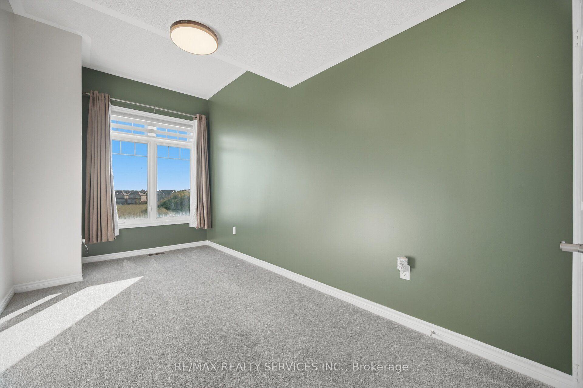 Photo 35 of 33 Sparrowbrook Street, Caledon, Rural Caledon — HOMEH