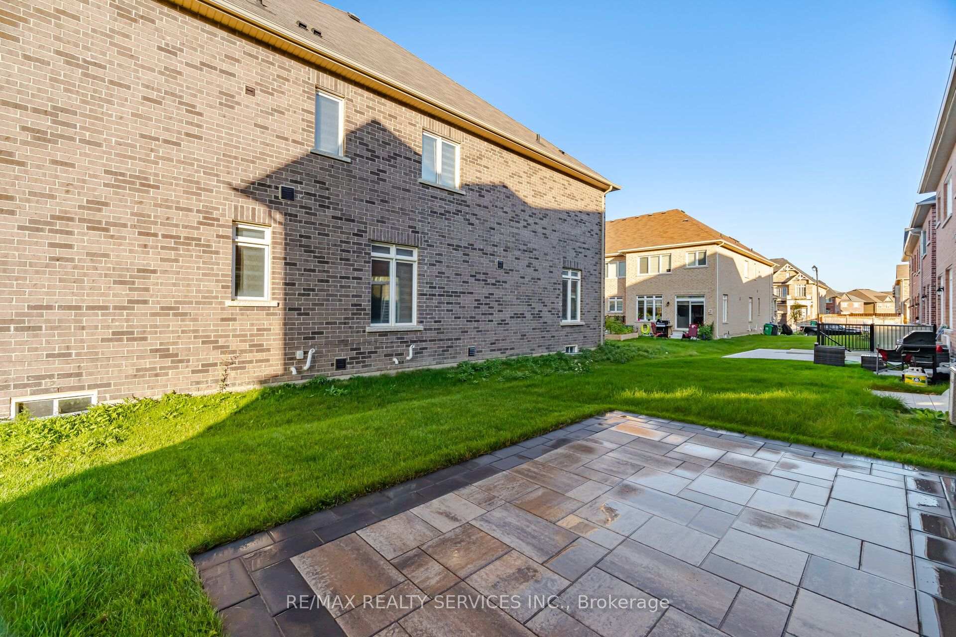 Photo 39 of 33 Sparrowbrook Street, Caledon, Rural Caledon — HOMEH