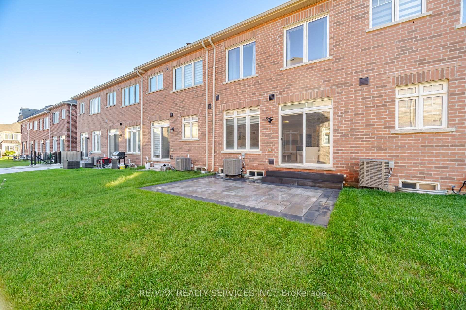 Photo 40 of 33 Sparrowbrook Street, Caledon, Rural Caledon — HOMEH