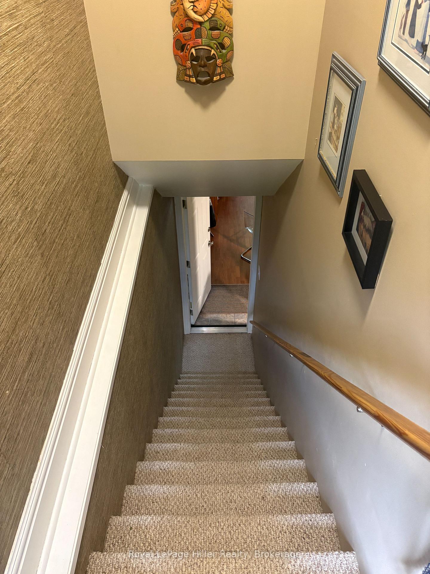 Photo 4 of 141 William Street, Stratford — HOMEH