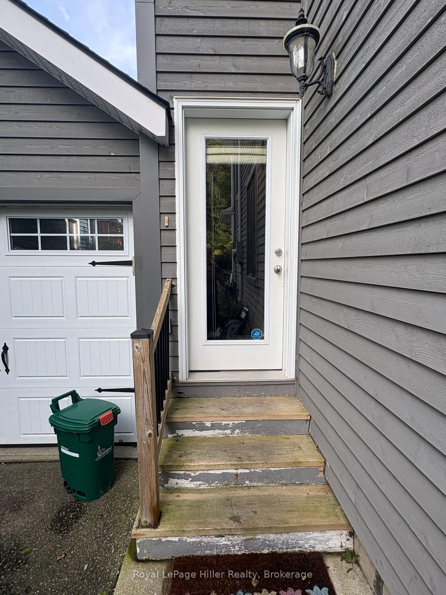 Photo 2 of 141 William Street, Stratford — HOMEH