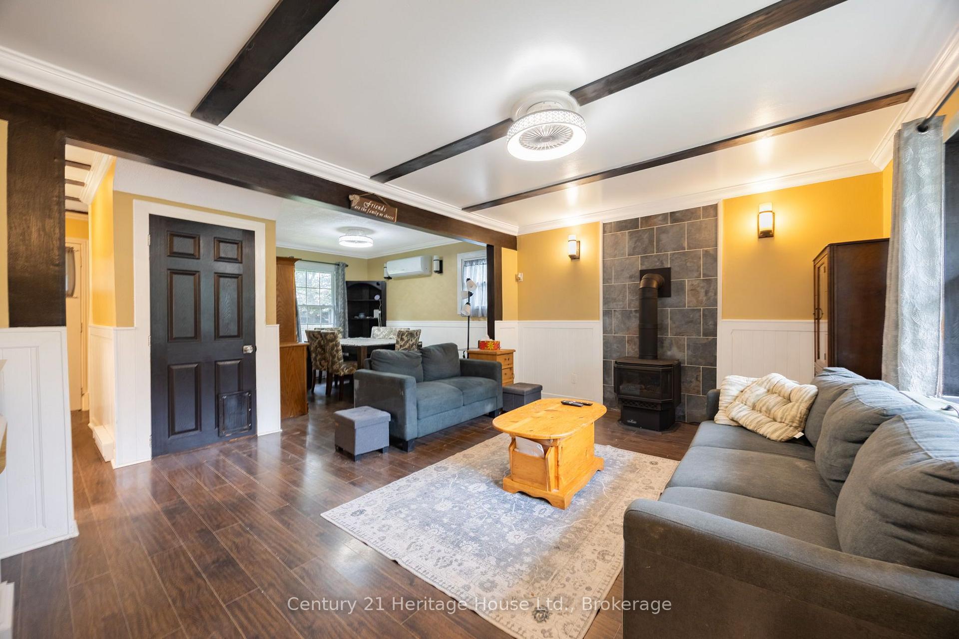 Photo 14 of 102 Stewart Avenue, Cambridge, Christopher-Champlain — HOMEH