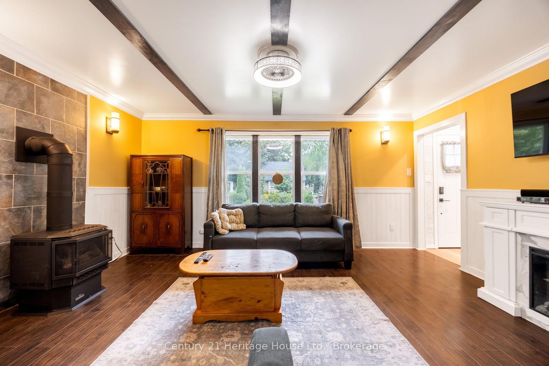 Photo 16 of 102 Stewart Avenue, Cambridge, Christopher-Champlain — HOMEH
