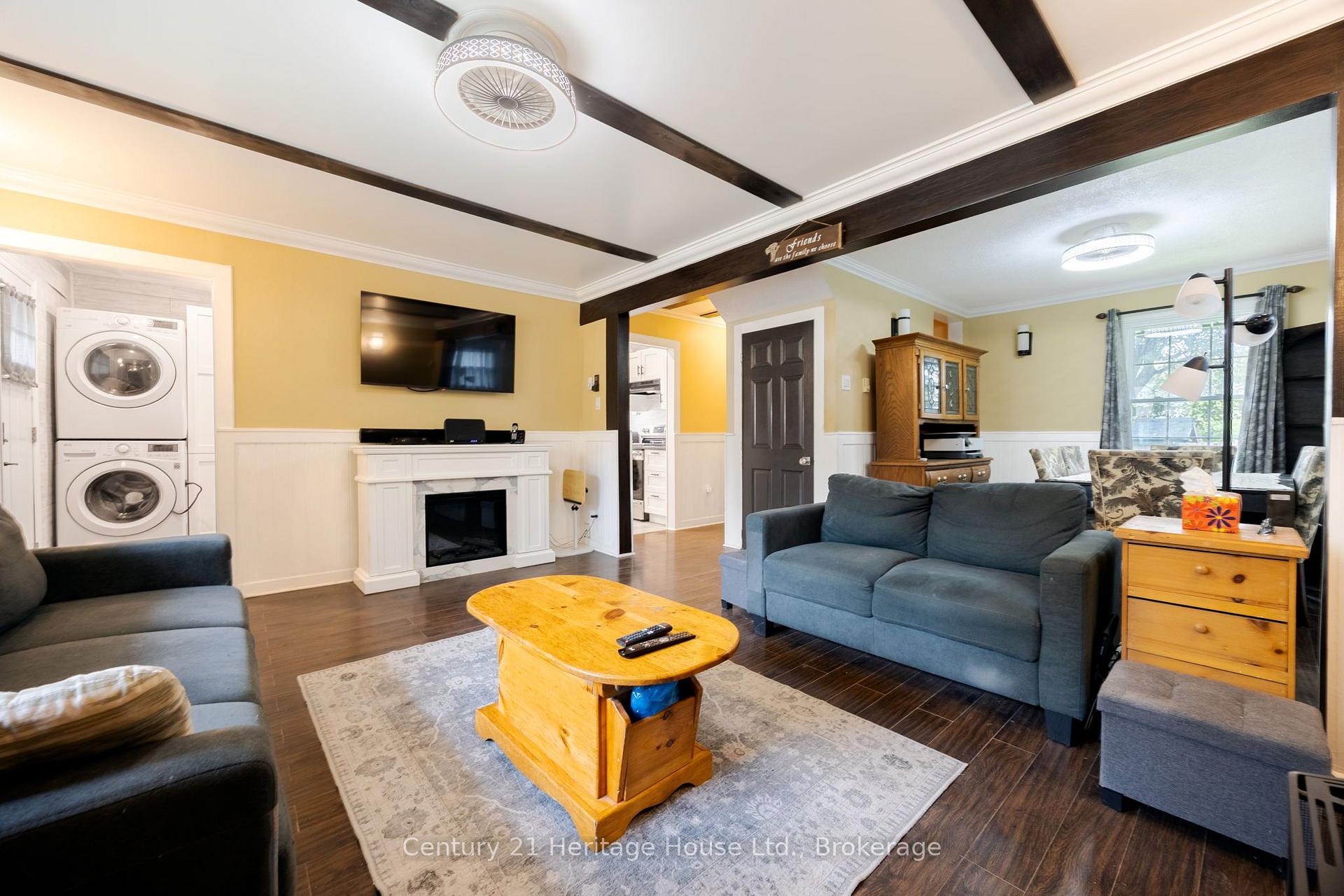 Photo 19 of 102 Stewart Avenue, Cambridge, Christopher-Champlain — HOMEH