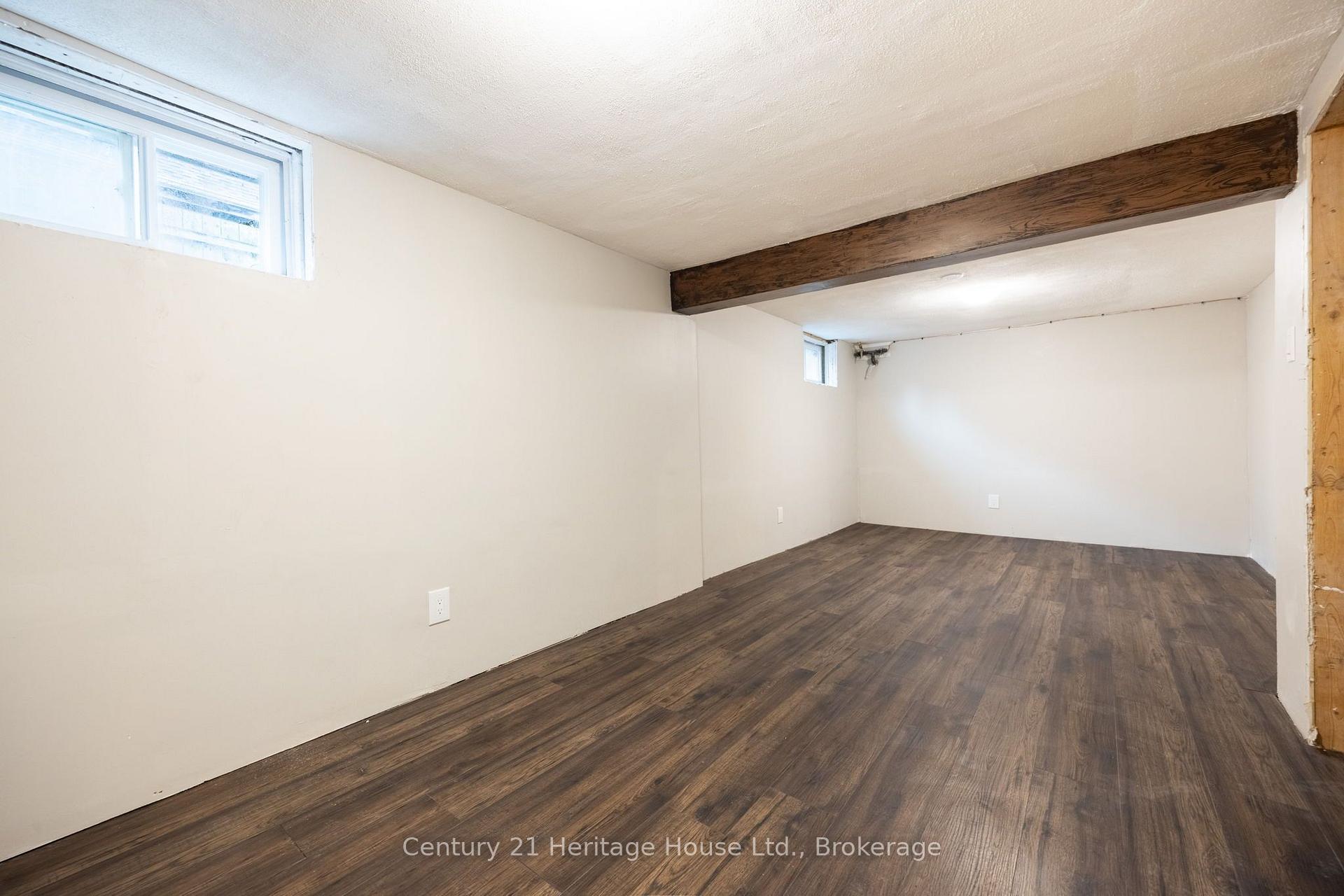 Photo 29 of 102 Stewart Avenue, Cambridge, Christopher-Champlain — HOMEH