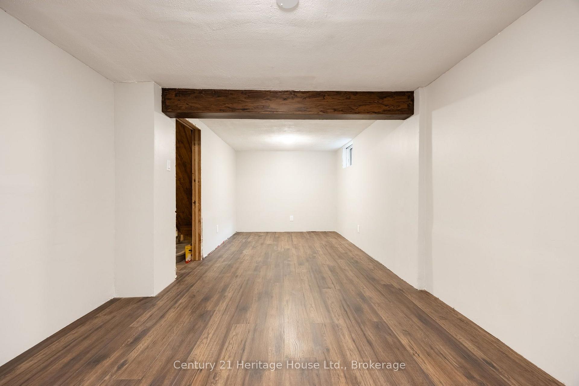 Photo 30 of 102 Stewart Avenue, Cambridge, Christopher-Champlain — HOMEH