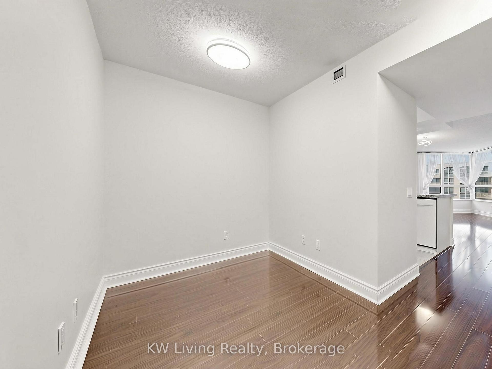 Photo 11 of Unit 609, 10 Northtown Way, North York, Willowdale East — HOMEH