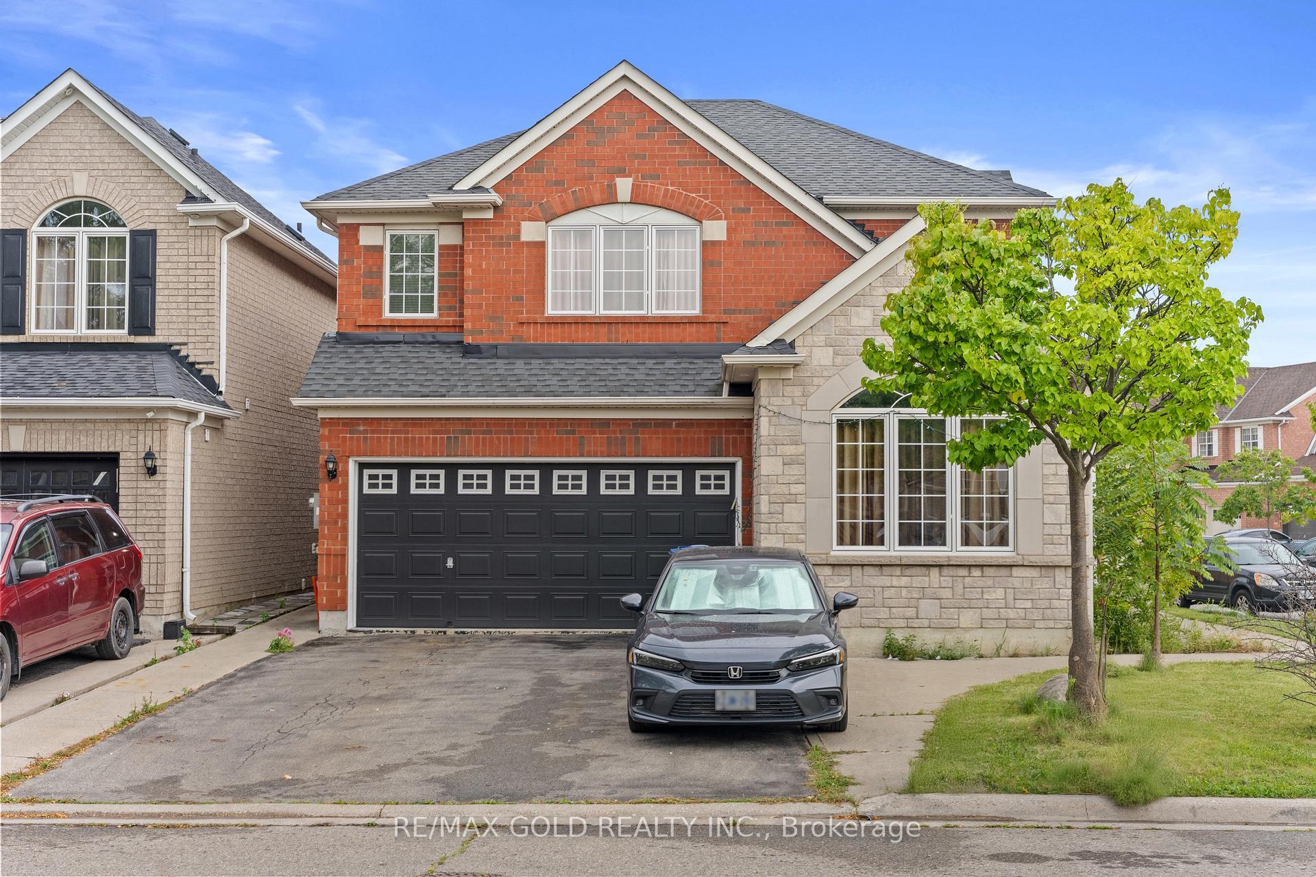 Photo 3 of 1 Slipneedle Street, Brampton, Gore Industrial North — HOMEH