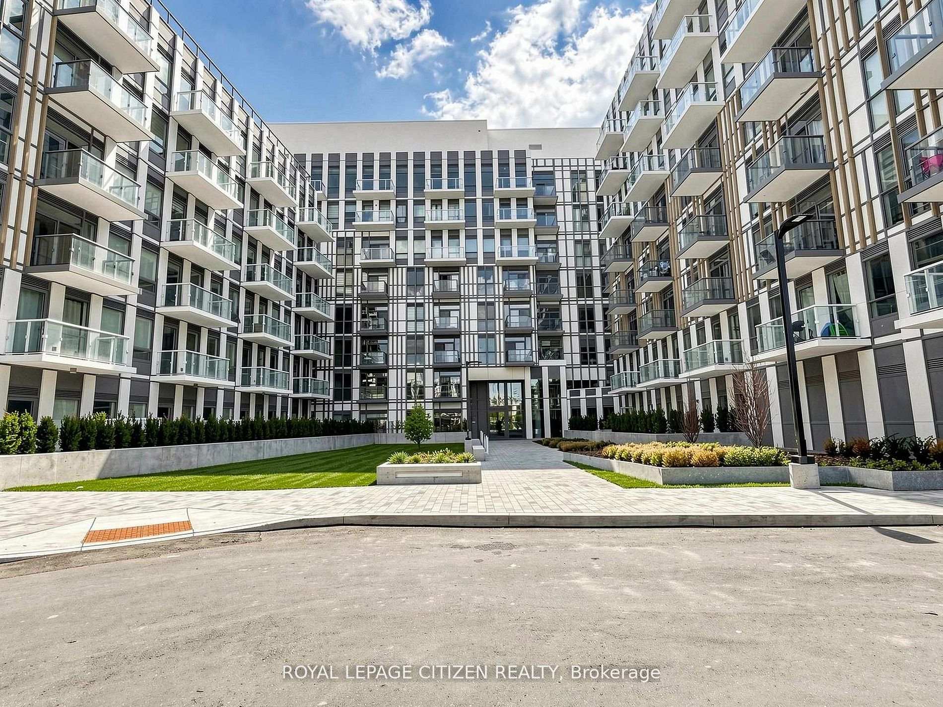 Photo of Unit 142, 1005 Dundas Street