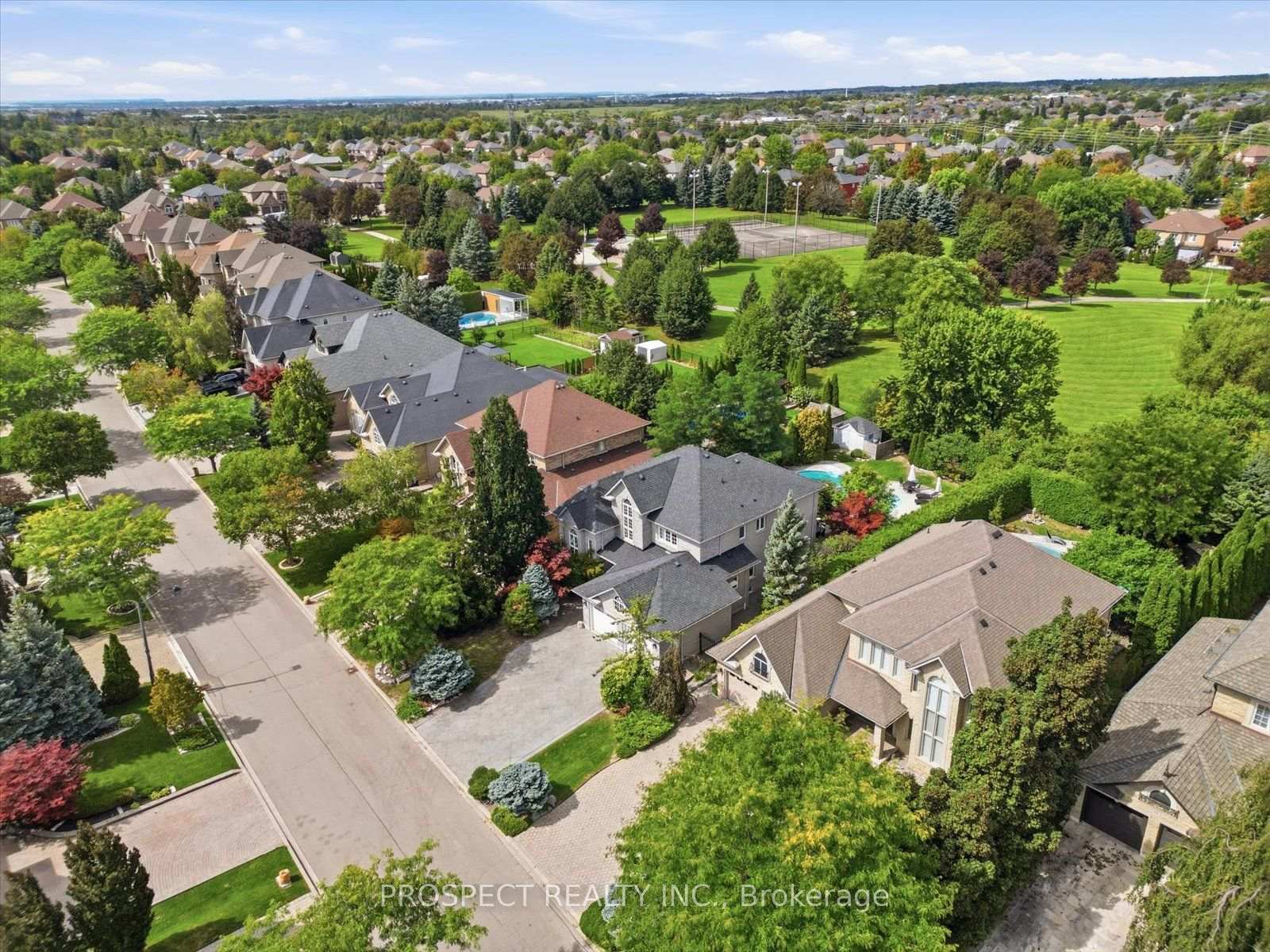 Photo 4 of 56 Cipriano Court, Vaughan, Islington Woods — HOMEH