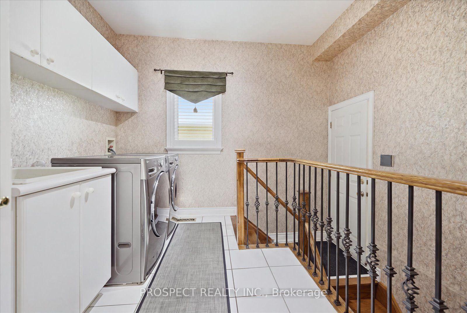 Photo 23 of 56 Cipriano Court, Vaughan, Islington Woods — HOMEH