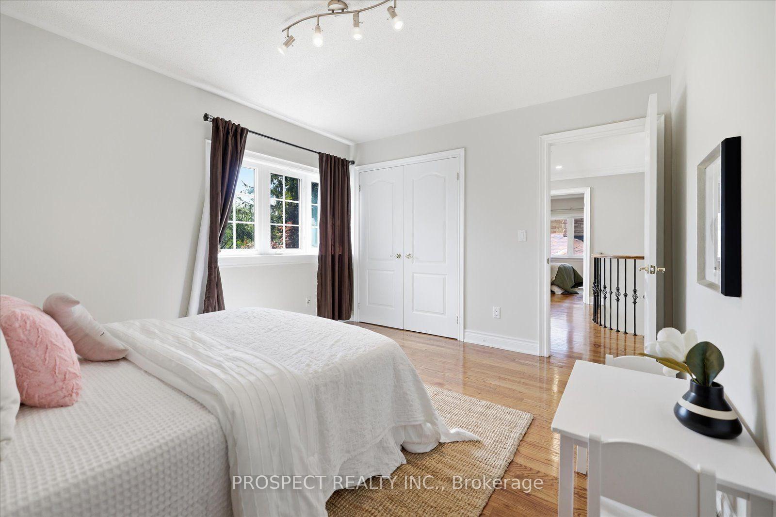 Photo 38 of 56 Cipriano Court, Vaughan, Islington Woods — HOMEH