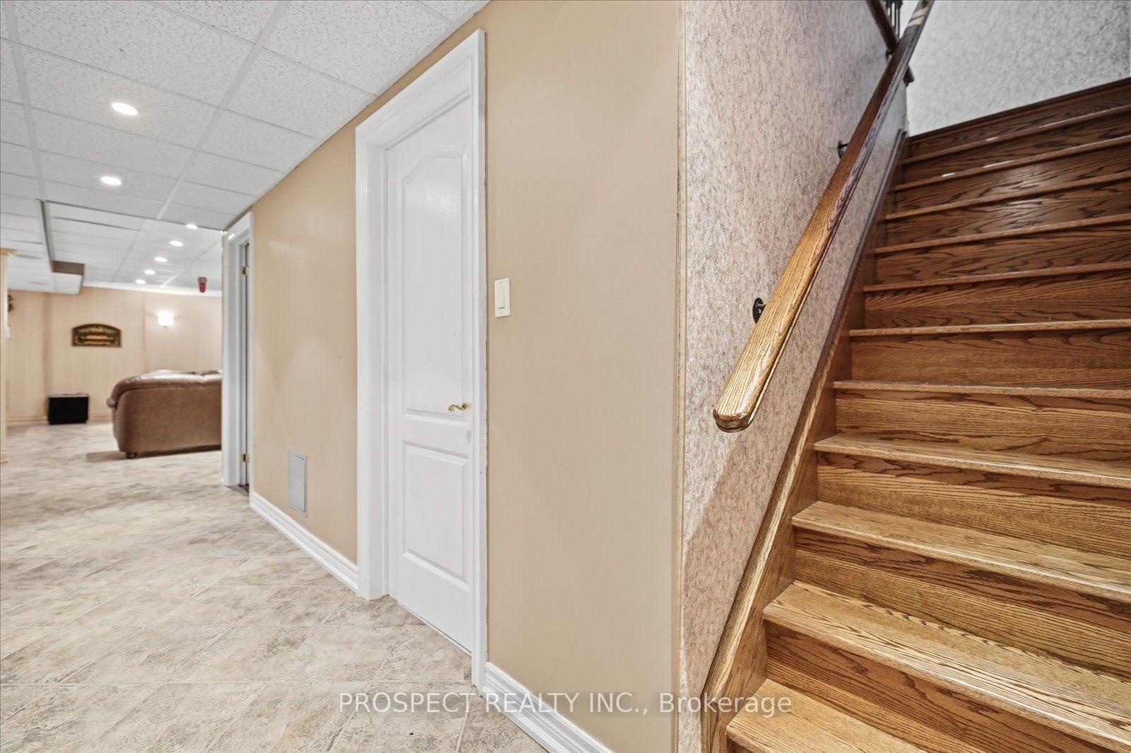 Photo 39 of 56 Cipriano Court, Vaughan, Islington Woods — HOMEH