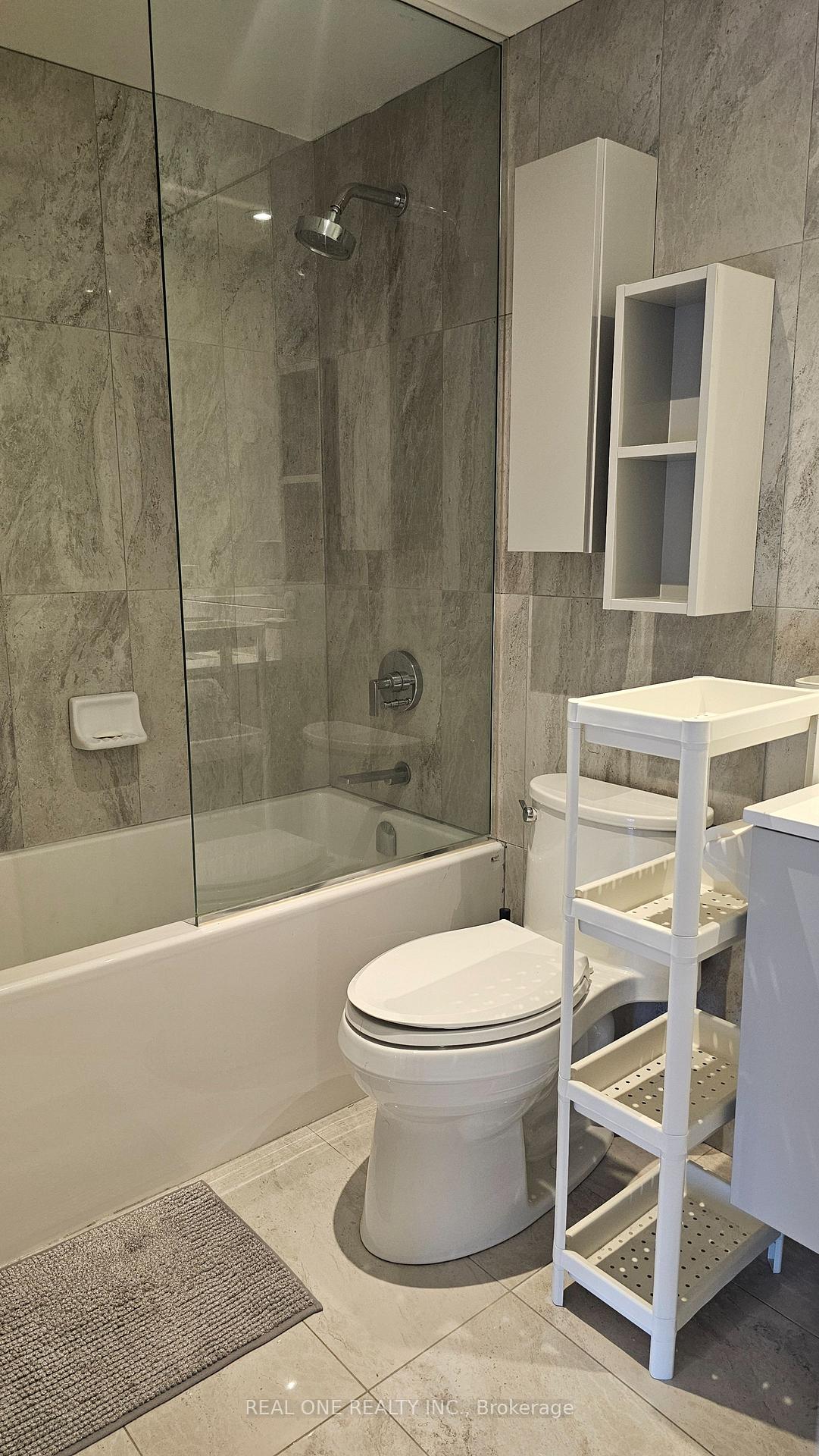 Photo 21 of Unit 1604, 195 Redpath Avenue, Toronto, Mount Pleasant West — HOMEH