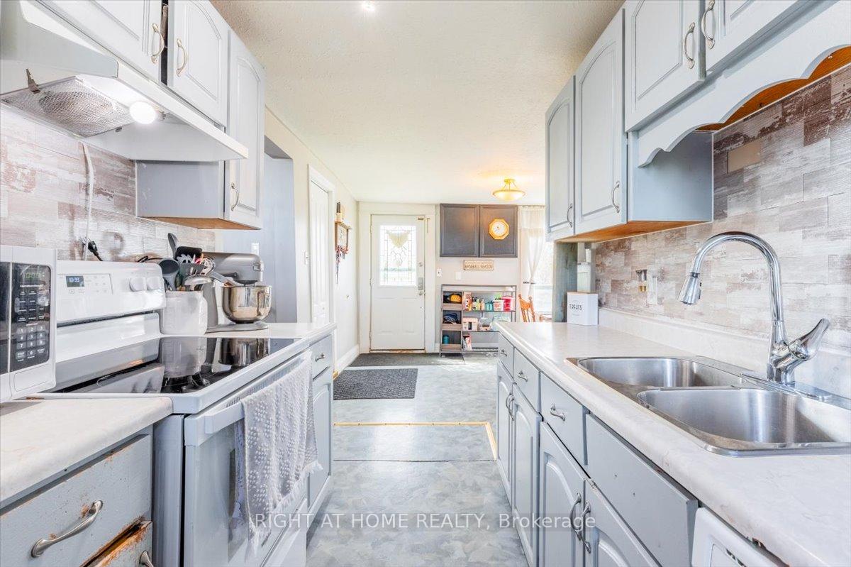 Photo 6 of 62 Mill Lane, Melancthon, Rural Melancthon — HOMEH