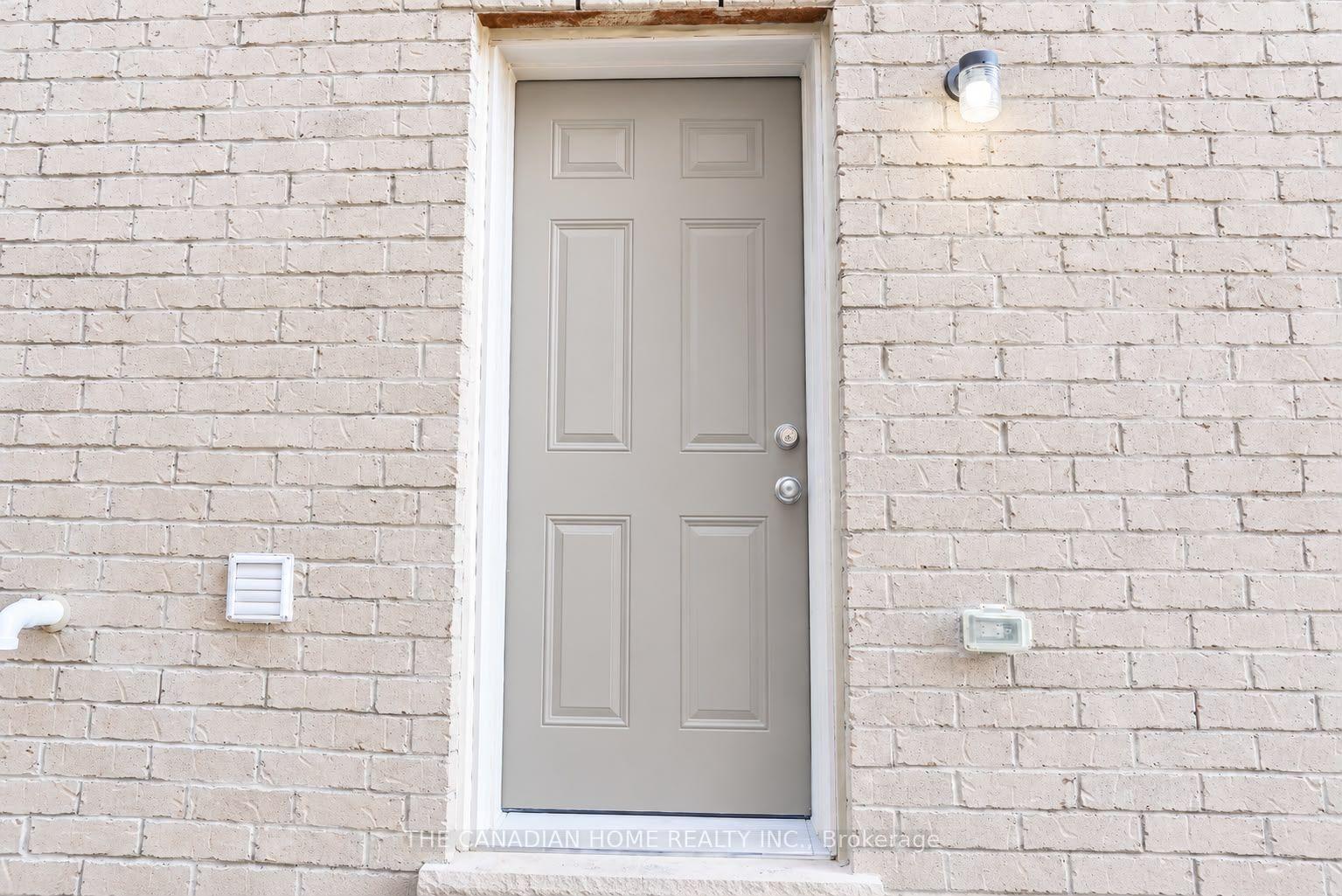 Photo 6 of Unit 34, 400 Finch Avenue, Pickering, Rouge Park — HOMEH