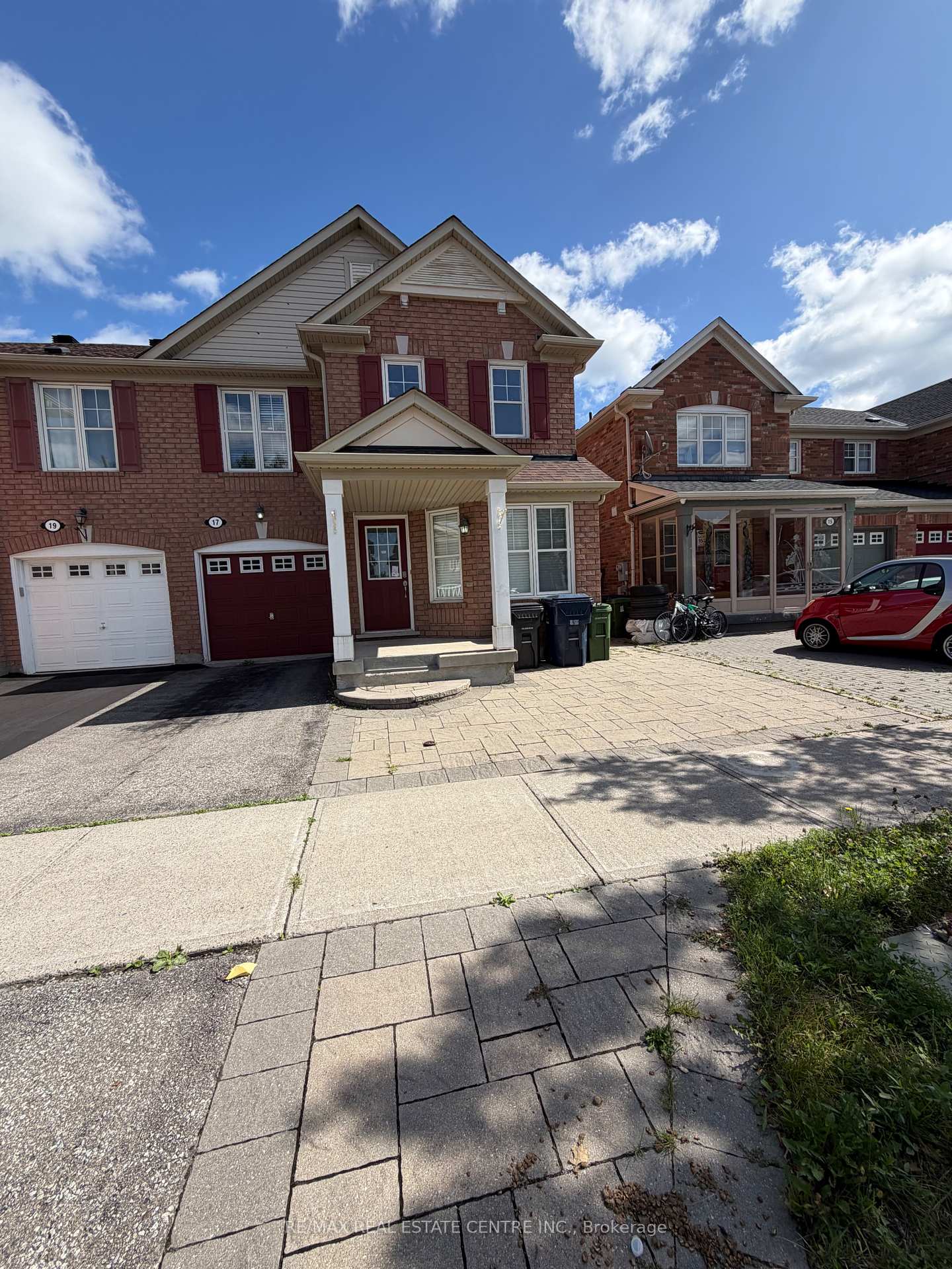 Photo 1 of Unit Upper, 17 Millcar Drive, Scarborough, Rouge — HOMEH