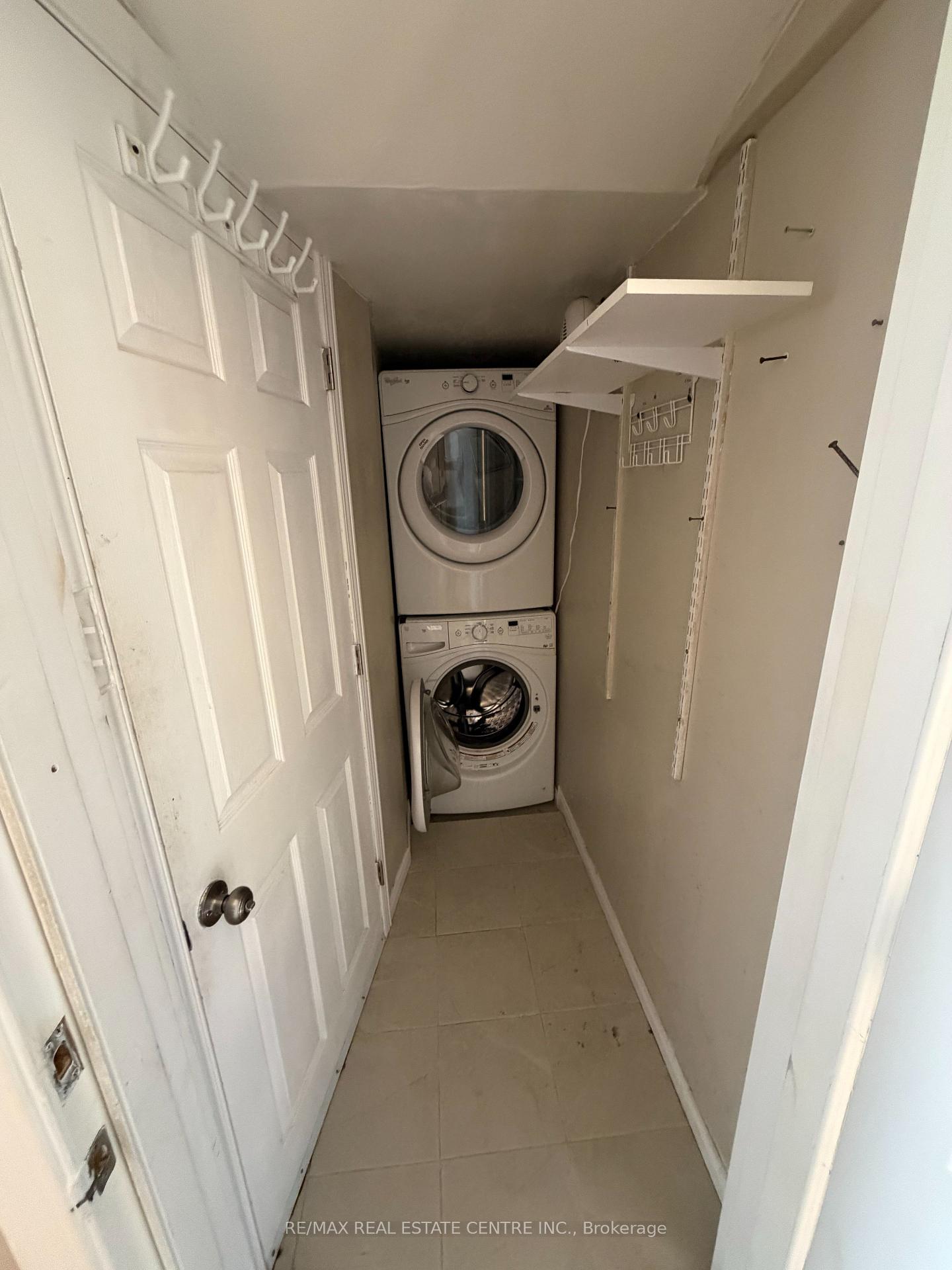 Photo 4 of Unit Upper, 17 Millcar Drive, Scarborough, Rouge — HOMEH