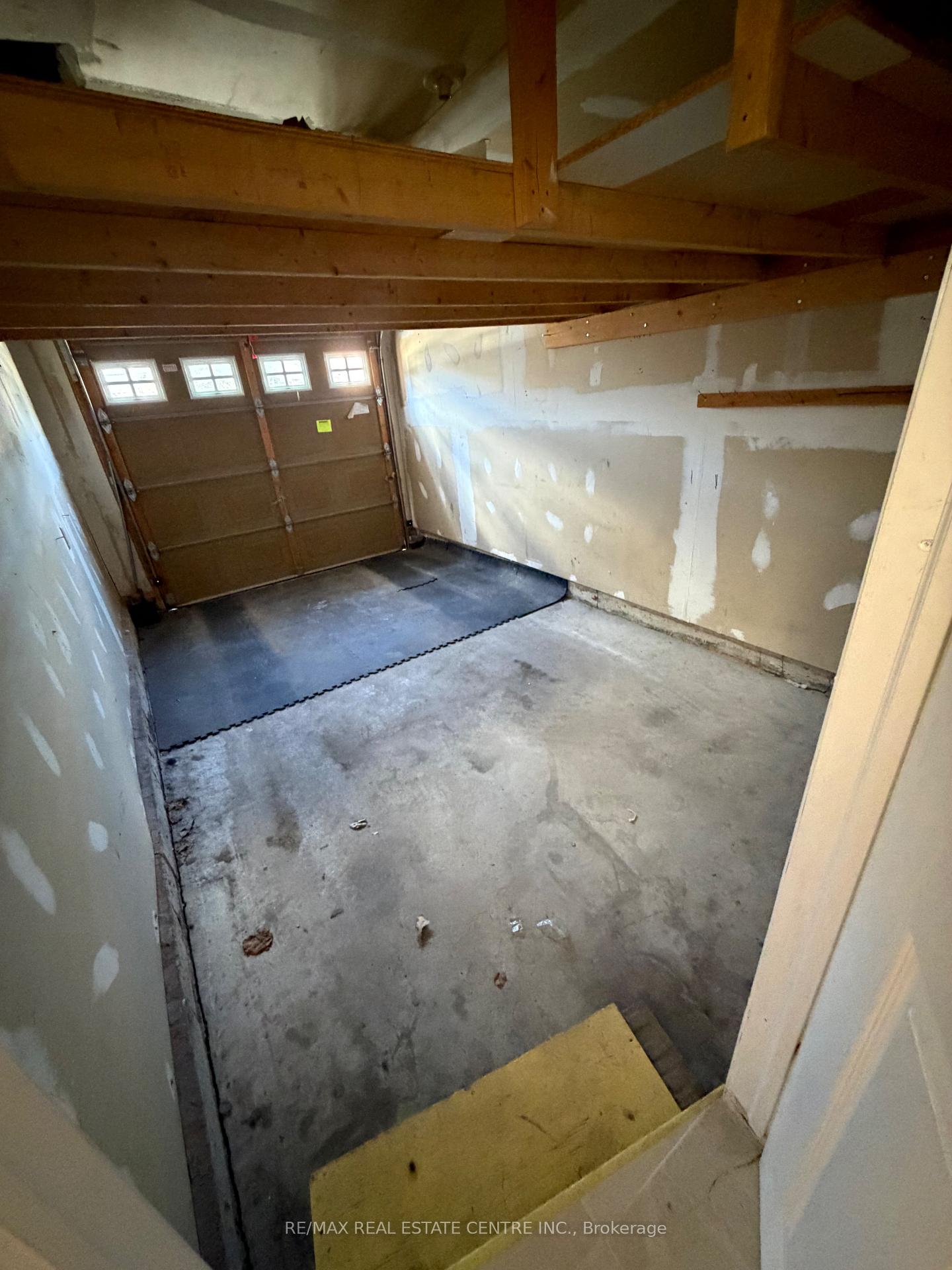 Photo 28 of Unit Upper, 17 Millcar Drive, Scarborough, Rouge — HOMEH
