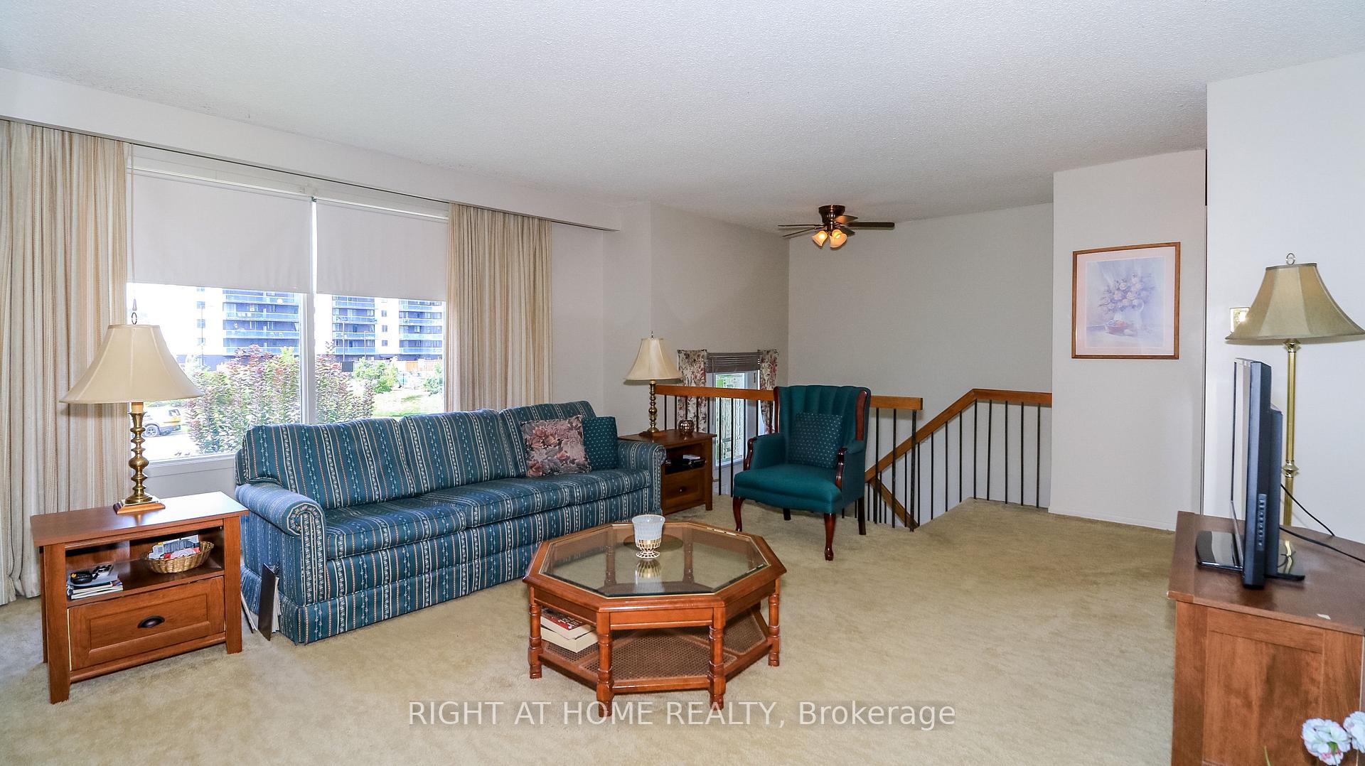 Photo 28 of 10 Campfire Court, Barrie, North Shore — HOMEH