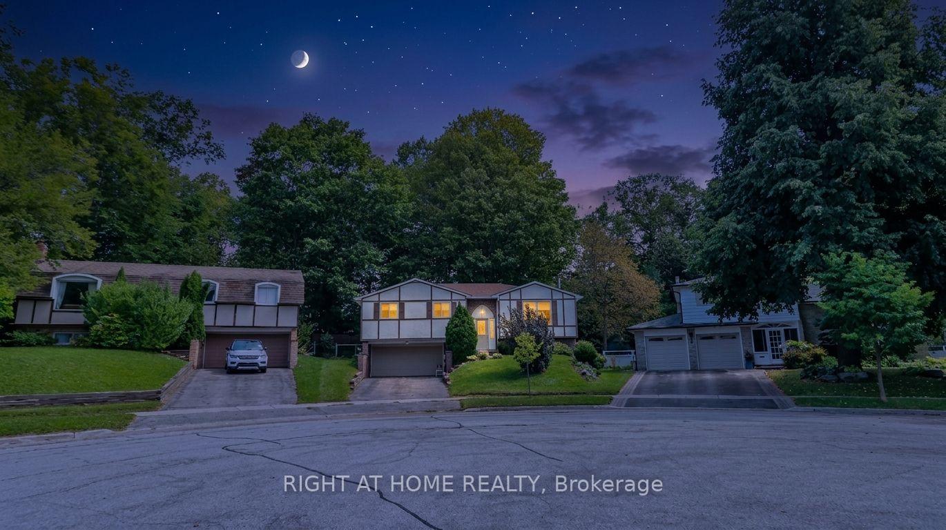 Photo 47 of 10 Campfire Court, Barrie, North Shore — HOMEH