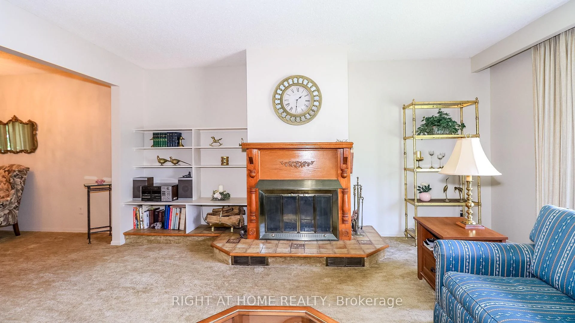 Photo 33 of 10 Campfire Court, Barrie, North Shore — HOMEH