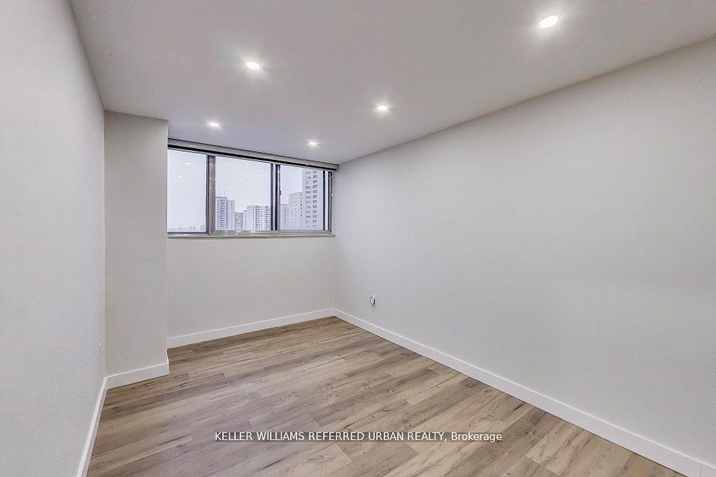 Photo 12 of Unit 1215, 11 Wincott Drive, Etobicoke, Kingsview Village-The Westway — HOMEH