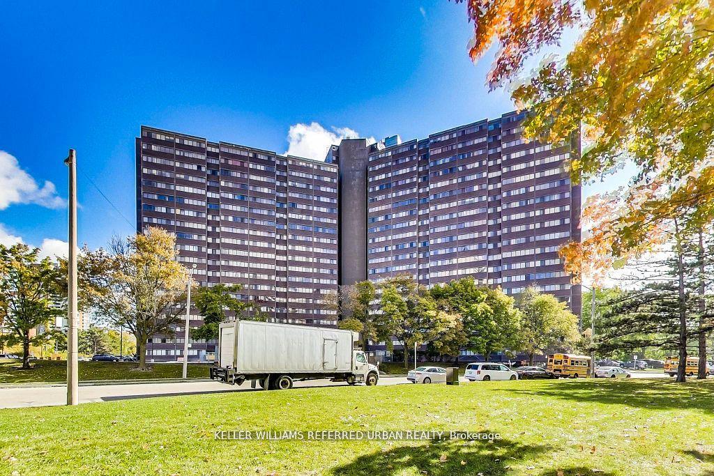 Photo 37 of Unit 1215, 11 Wincott Drive, Etobicoke, Kingsview Village-The Westway — HOMEH