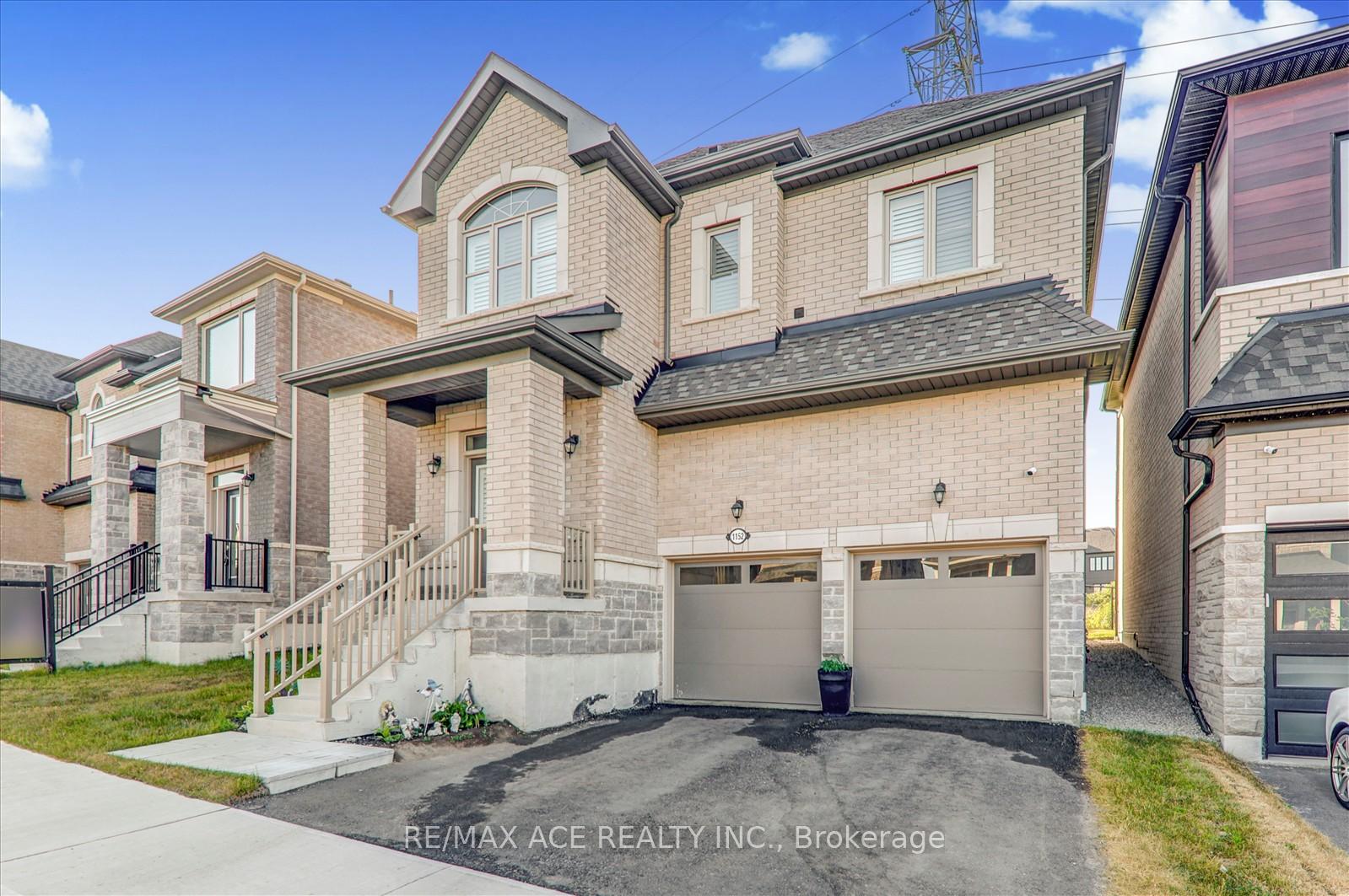 Photo 2 of 1152 Skyridge Boulevard, Pickering, Rural Pickering — HOMEH