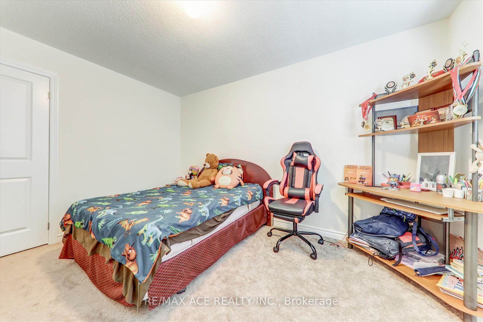 Photo 21 of 1152 Skyridge Boulevard, Pickering, Rural Pickering — HOMEH