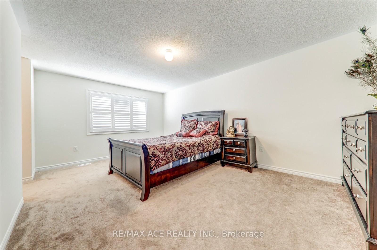 Photo 24 of 1152 Skyridge Boulevard, Pickering, Rural Pickering — HOMEH