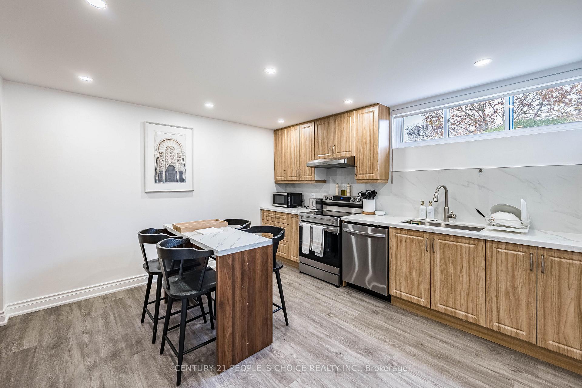 Photo 9 of Unit BSMT, 89 Thistle Down Boulevard, Etobicoke, Thistletown-Beaumonde Heights — HOMEH