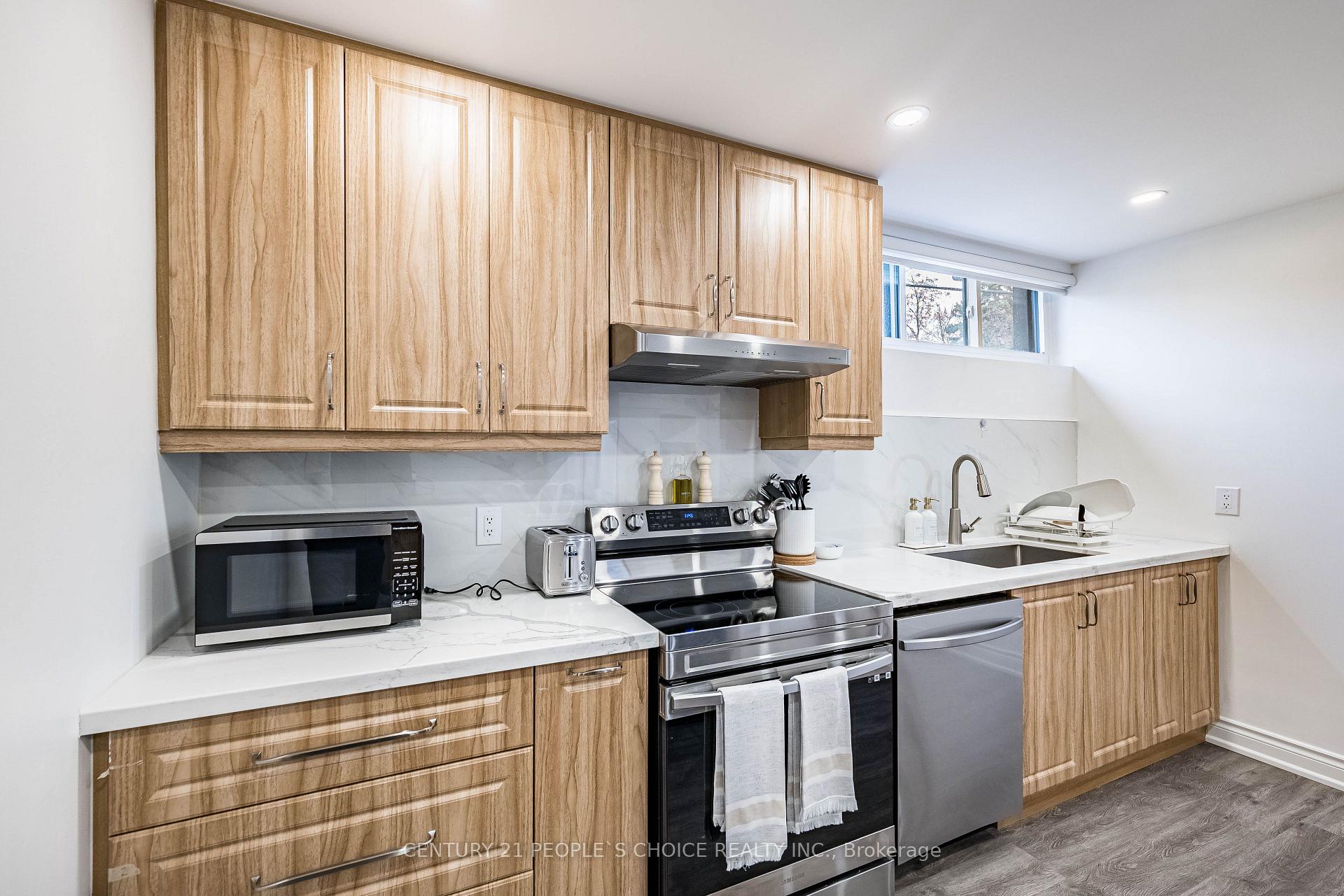 Photo 14 of Unit BSMT, 89 Thistle Down Boulevard, Etobicoke, Thistletown-Beaumonde Heights — HOMEH