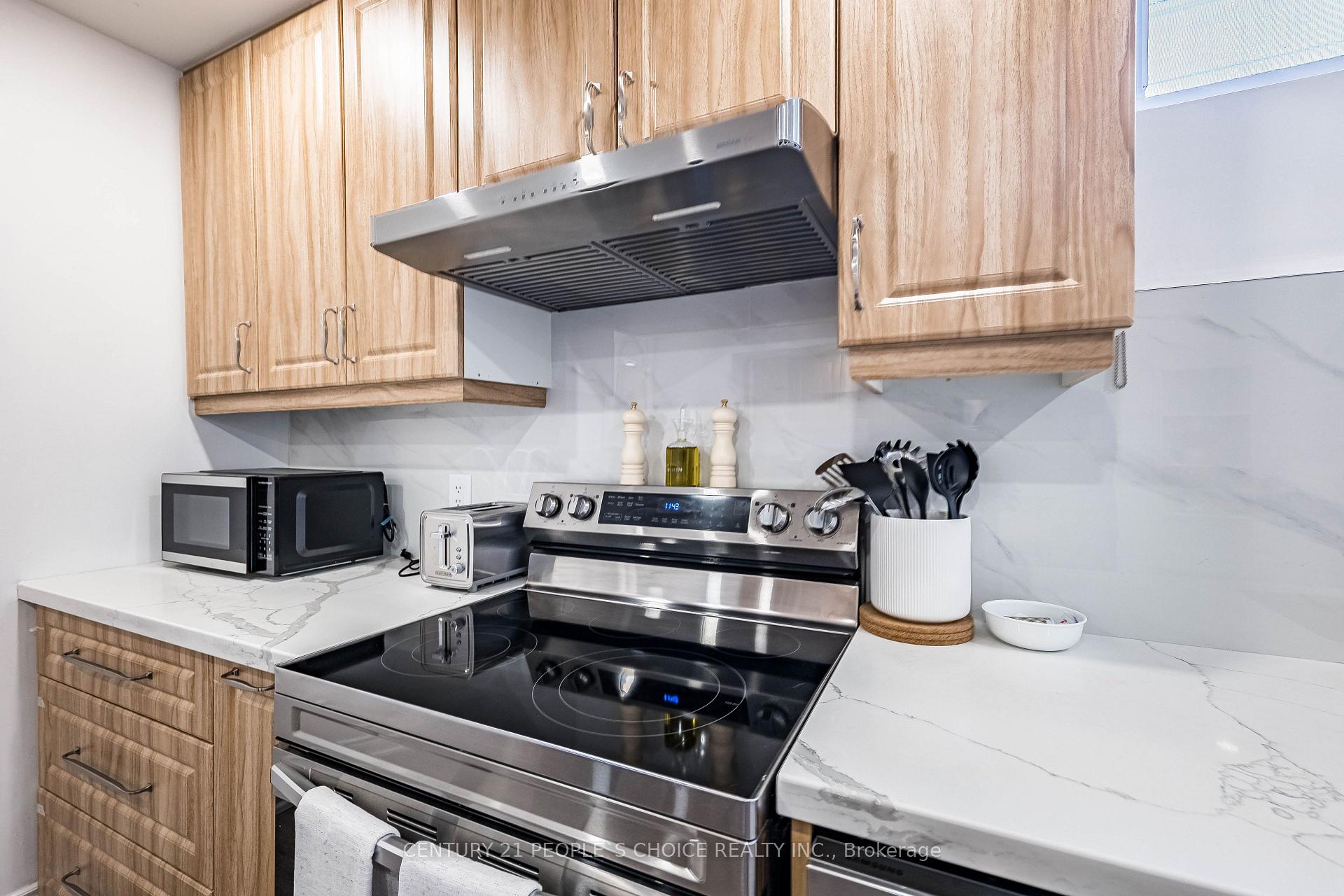 Photo 16 of Unit BSMT, 89 Thistle Down Boulevard, Etobicoke, Thistletown-Beaumonde Heights — HOMEH