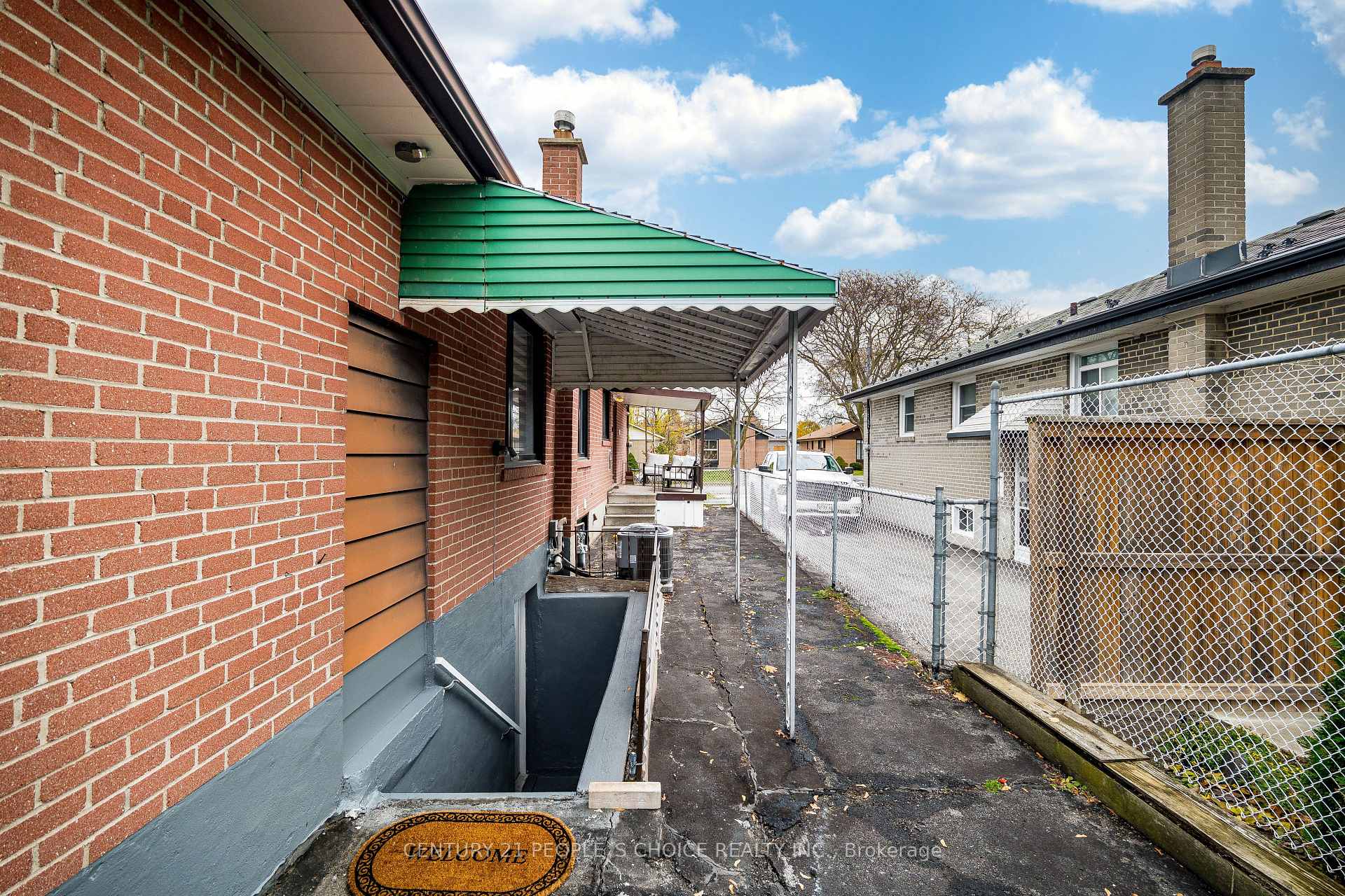 Photo 34 of Unit BSMT, 89 Thistle Down Boulevard, Etobicoke, Thistletown-Beaumonde Heights — HOMEH