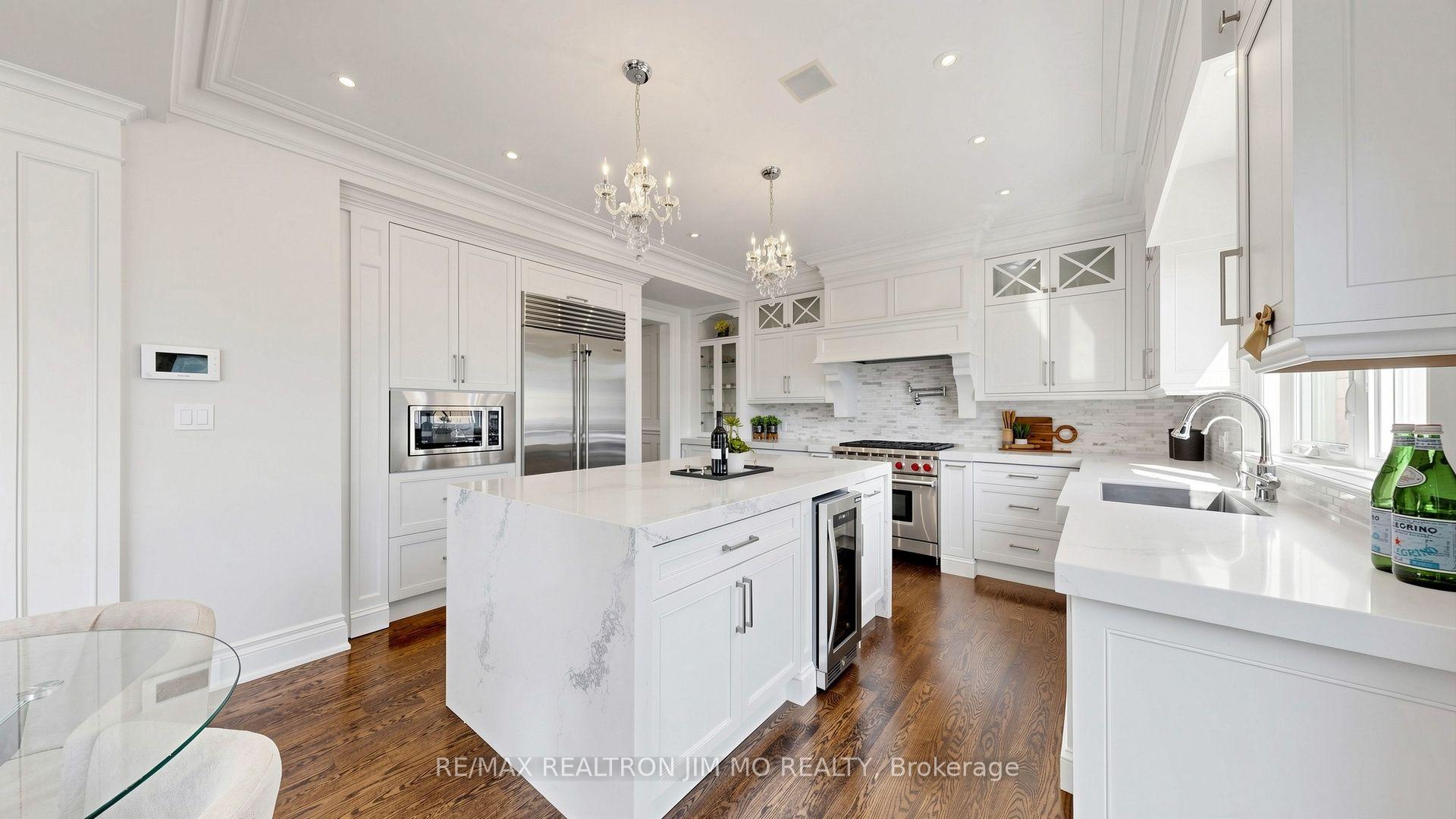 Photo 14 of 189 Empress Avenue, North York, Willowdale East — HOMEH