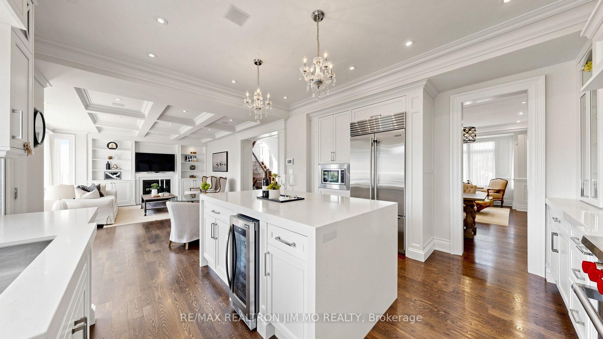 Photo 15 of 189 Empress Avenue, North York, Willowdale East — HOMEH