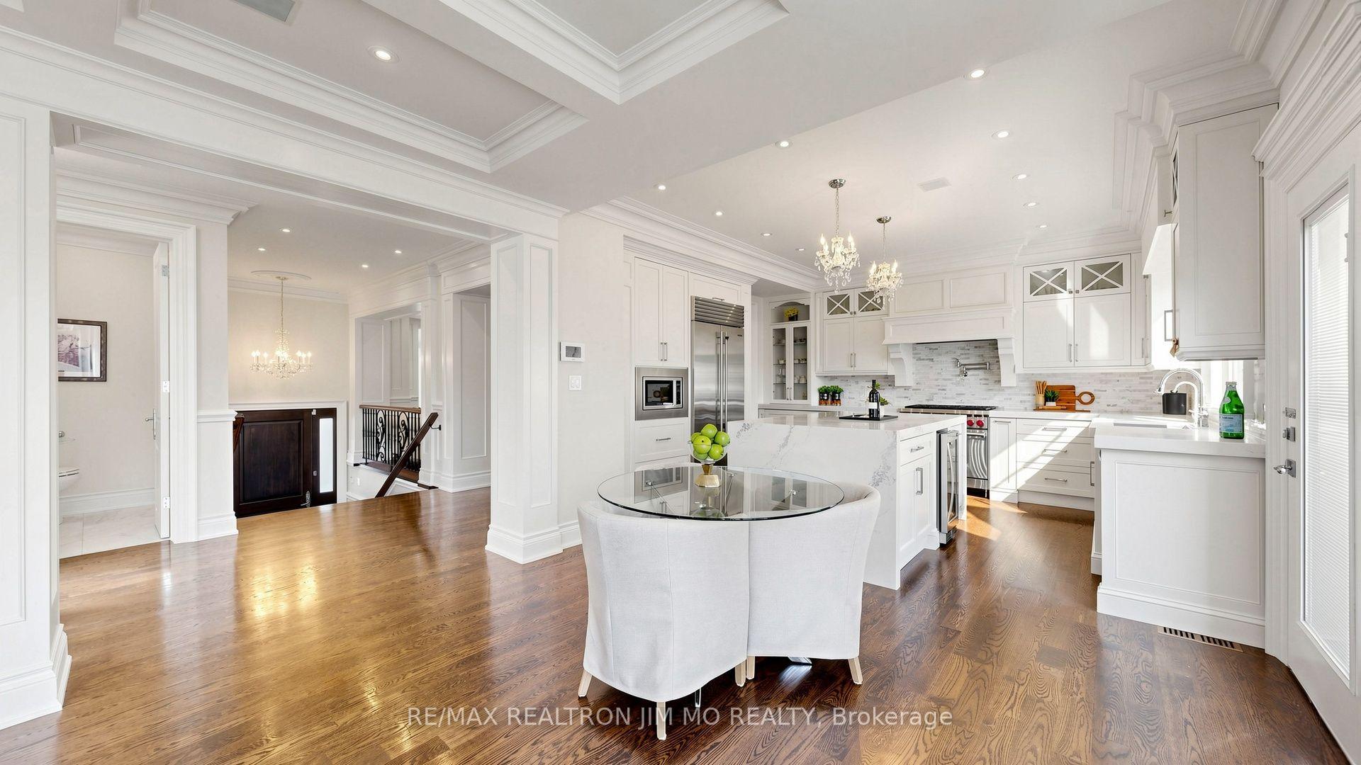 Photo 16 of 189 Empress Avenue, North York, Willowdale East — HOMEH